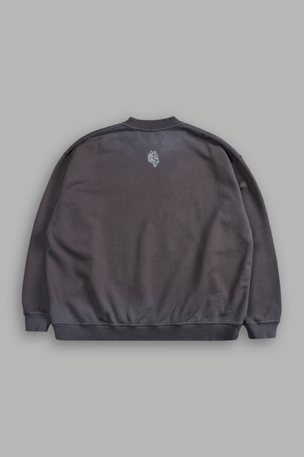 Darc Sport MMXV Grunge Oversized London Unisex Crewneck in Wolf Gray Drift Wash — imagem 3