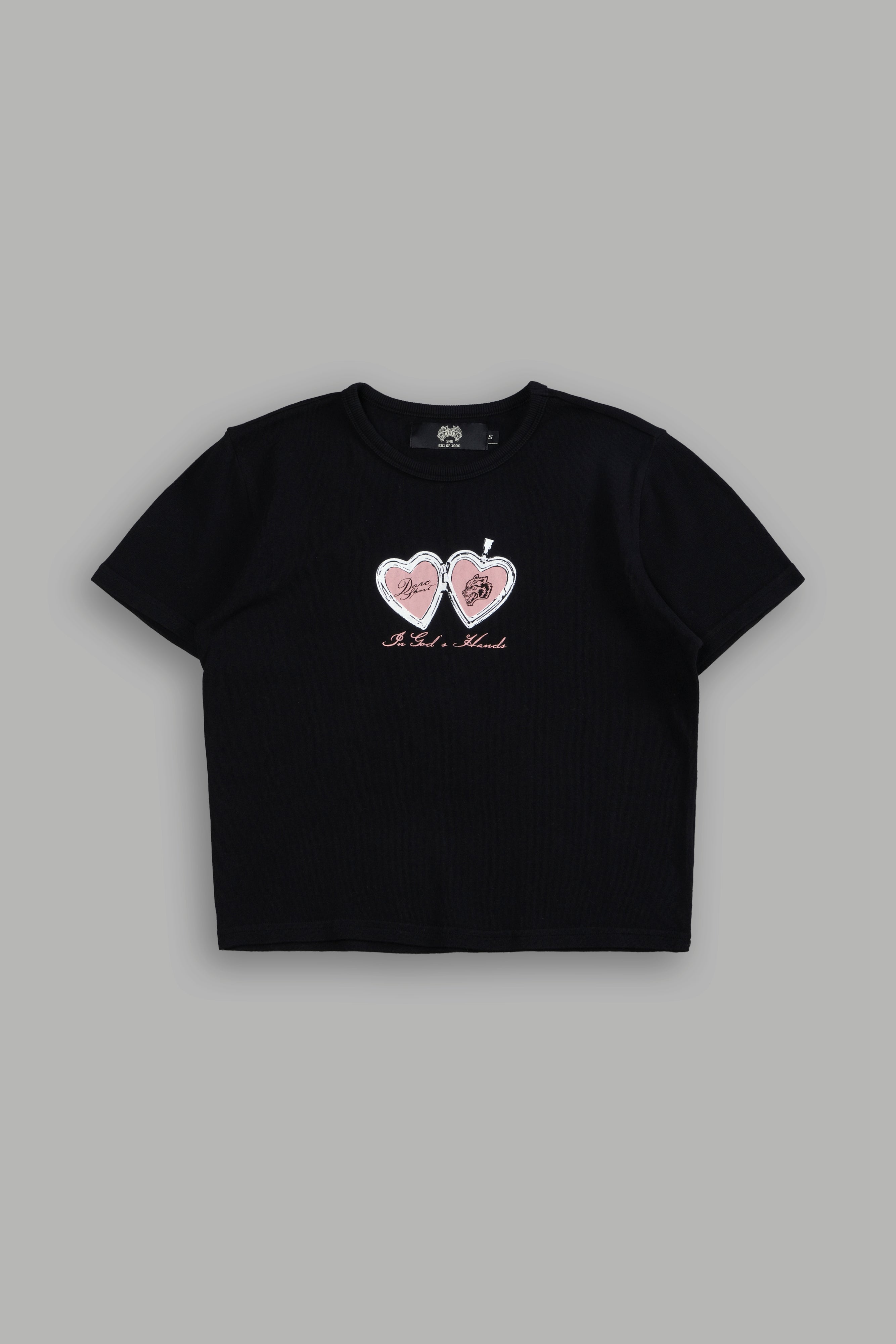 Wolves Locket "Timeless" Tee in Black — imagem 2