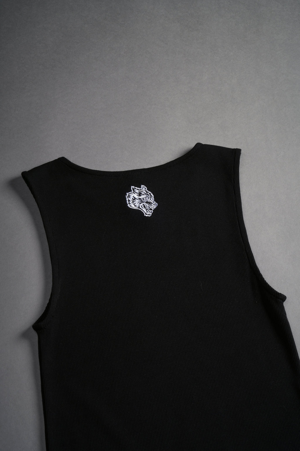Single Wolf Tyrell Tank Dress in Black — imagem 8