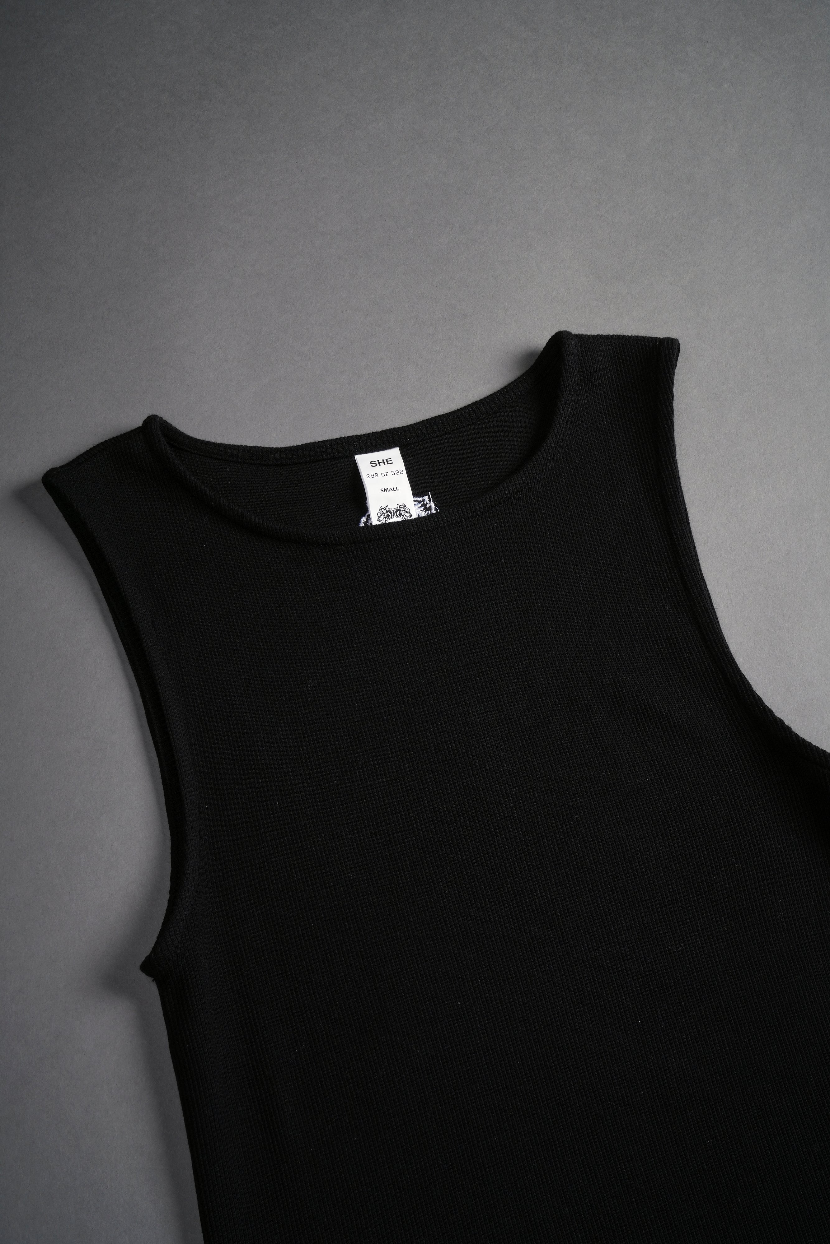 Single Wolf Tyrell Tank Dress in Black — imagem 9