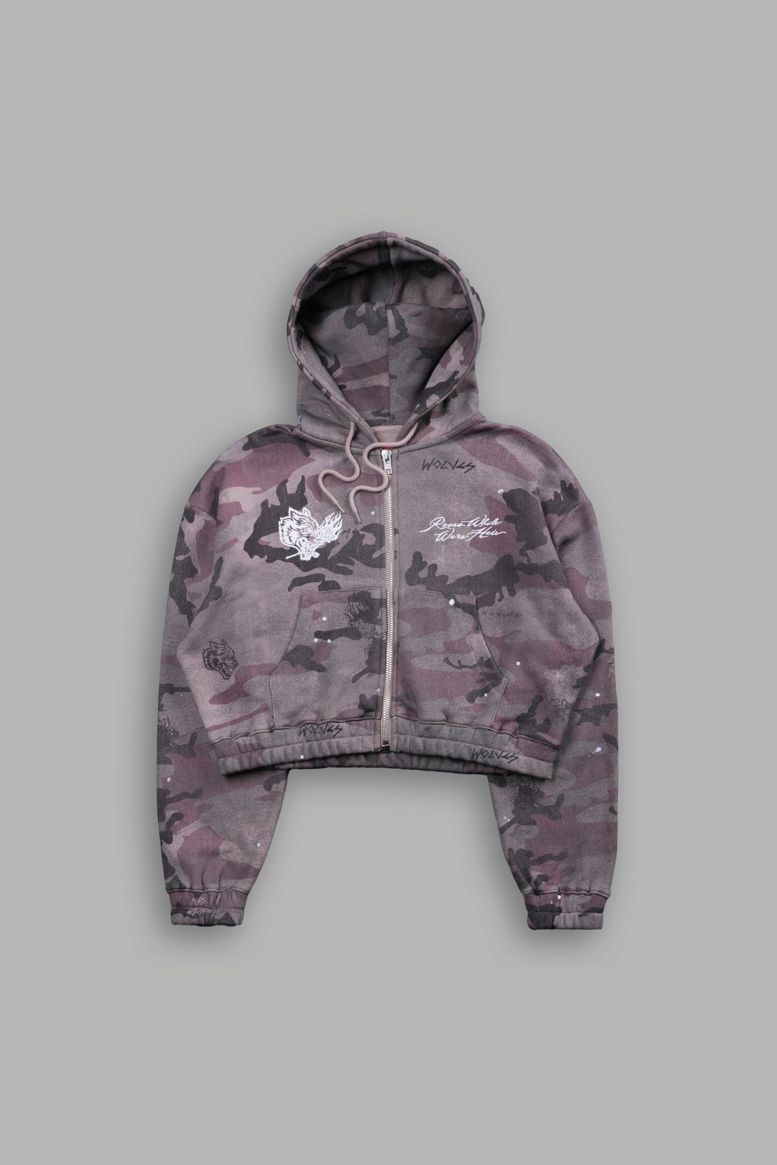 Roses While We're Here "Chambers" (Cropped) Zip Hoodie in Blooming Woodland Camo — imagem 4