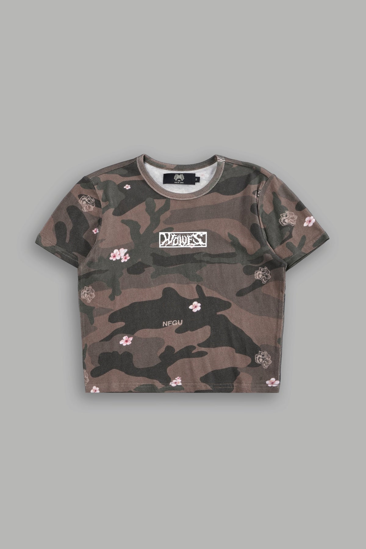 Midnight Wolves "Timeless" Tee in Vintage Blossom Woodland Camo - imagem 5