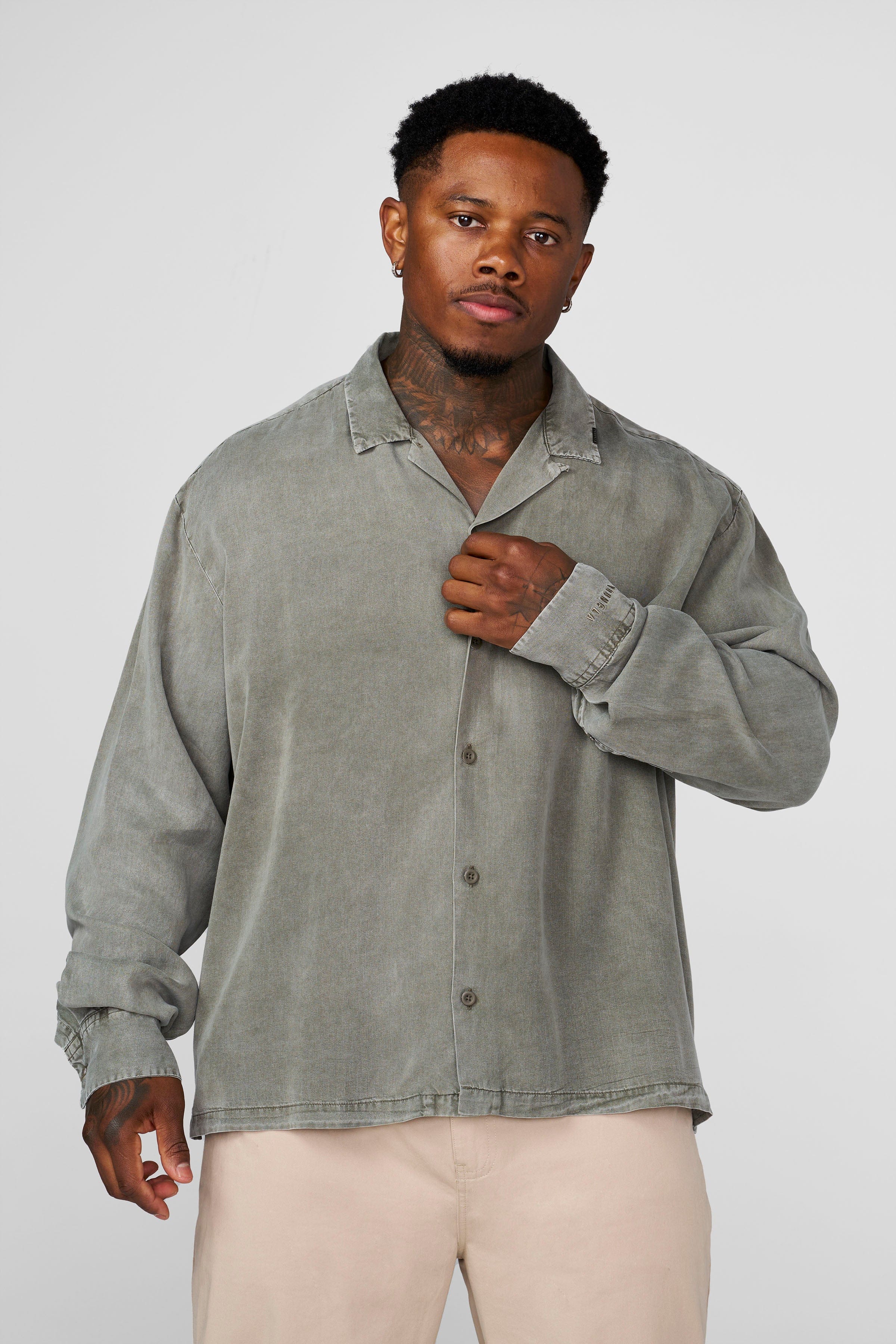 8053 - Flowy Button-ups — imagem 11