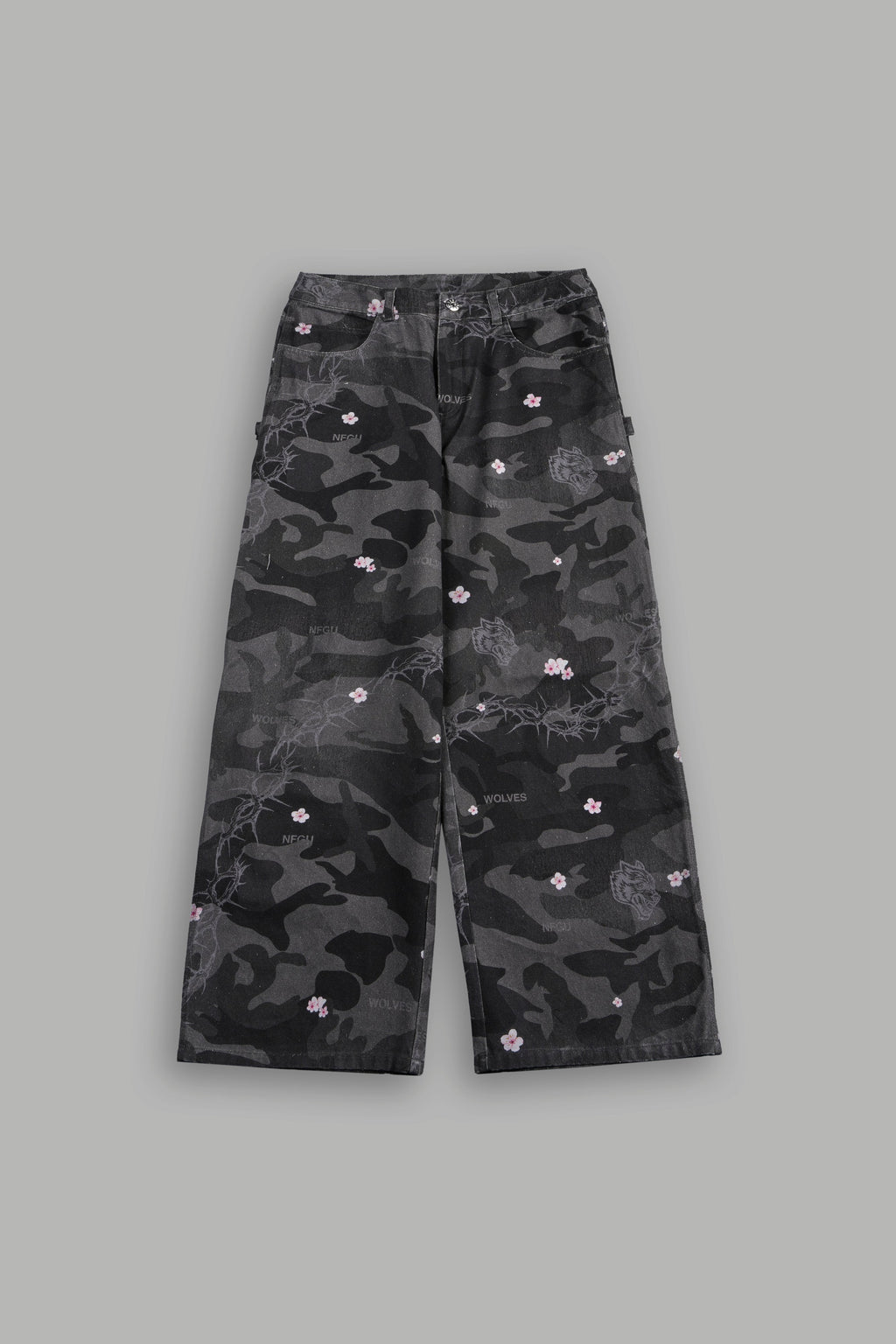Wolves Chopper Wide Leg Carpenter Pant in Warrior In A Garden Black Camo - imagem 7