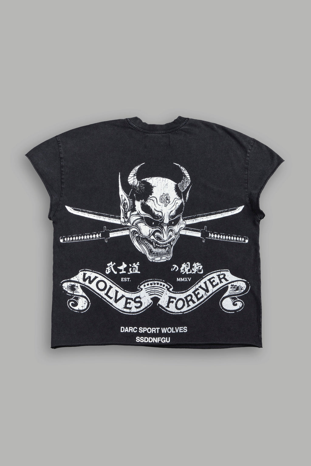 Steel Code Grunge Mid Length Raw Hem Cap Sleeve Tee in Black — imagem 1