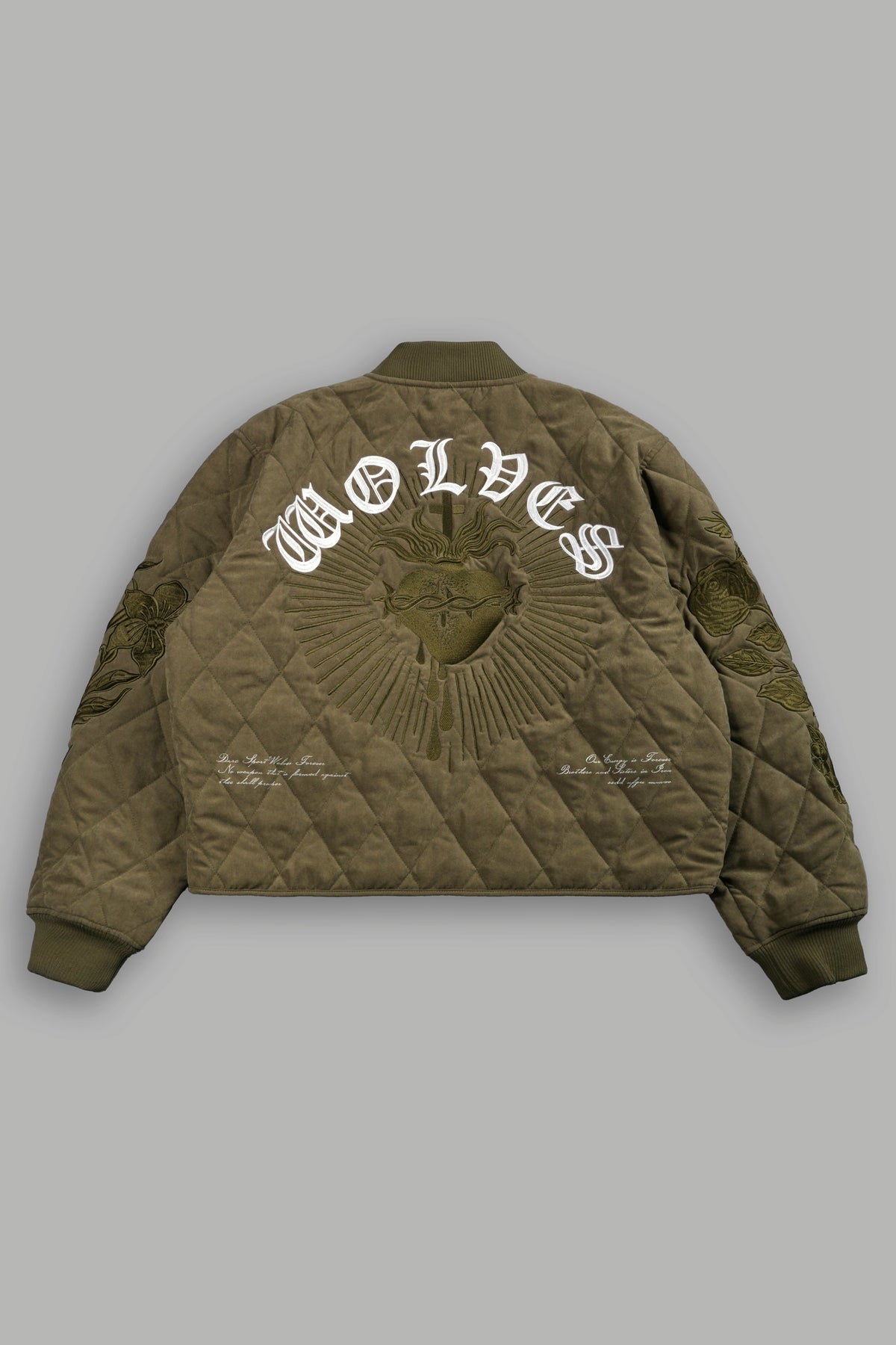 Sacred Wolves Boxy Darco Quilted Jacket in Olive - imagem 3