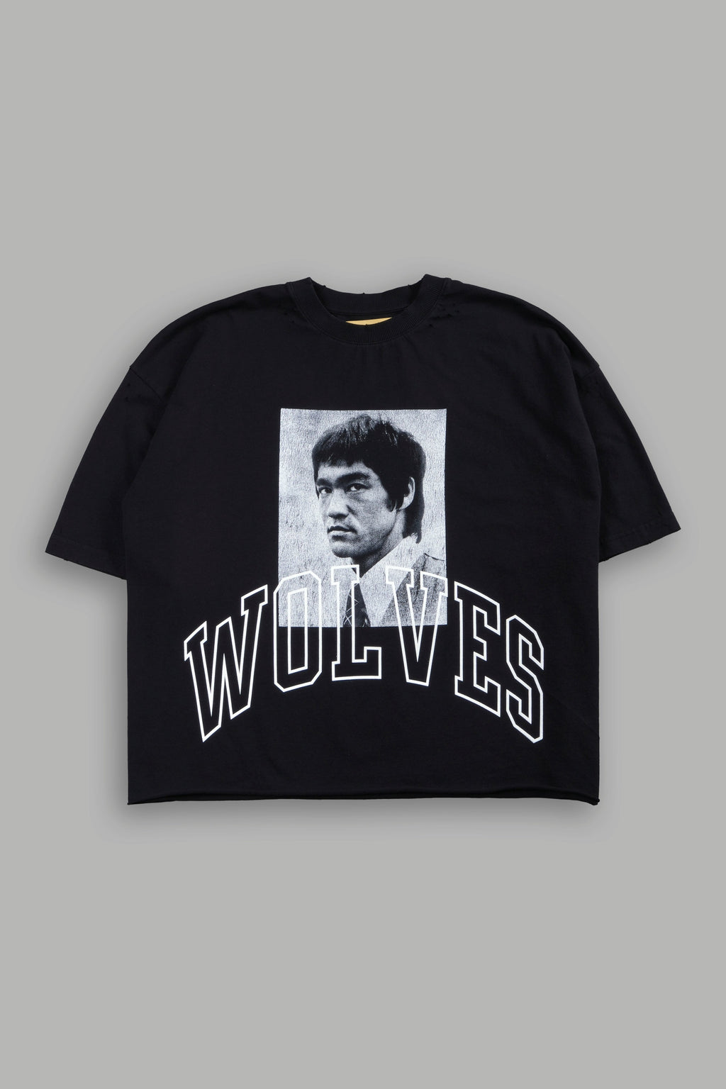 Bruce Lee Forever Distressed Grunge Box Cut Tee V2 in Black — imagem 1