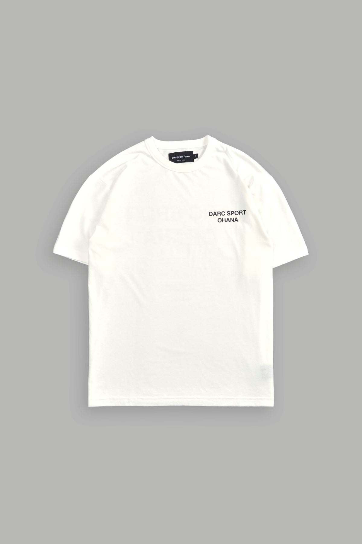 Darc Sport Ohana Lightweight "Heritage" Tee in Cream — imagem 3