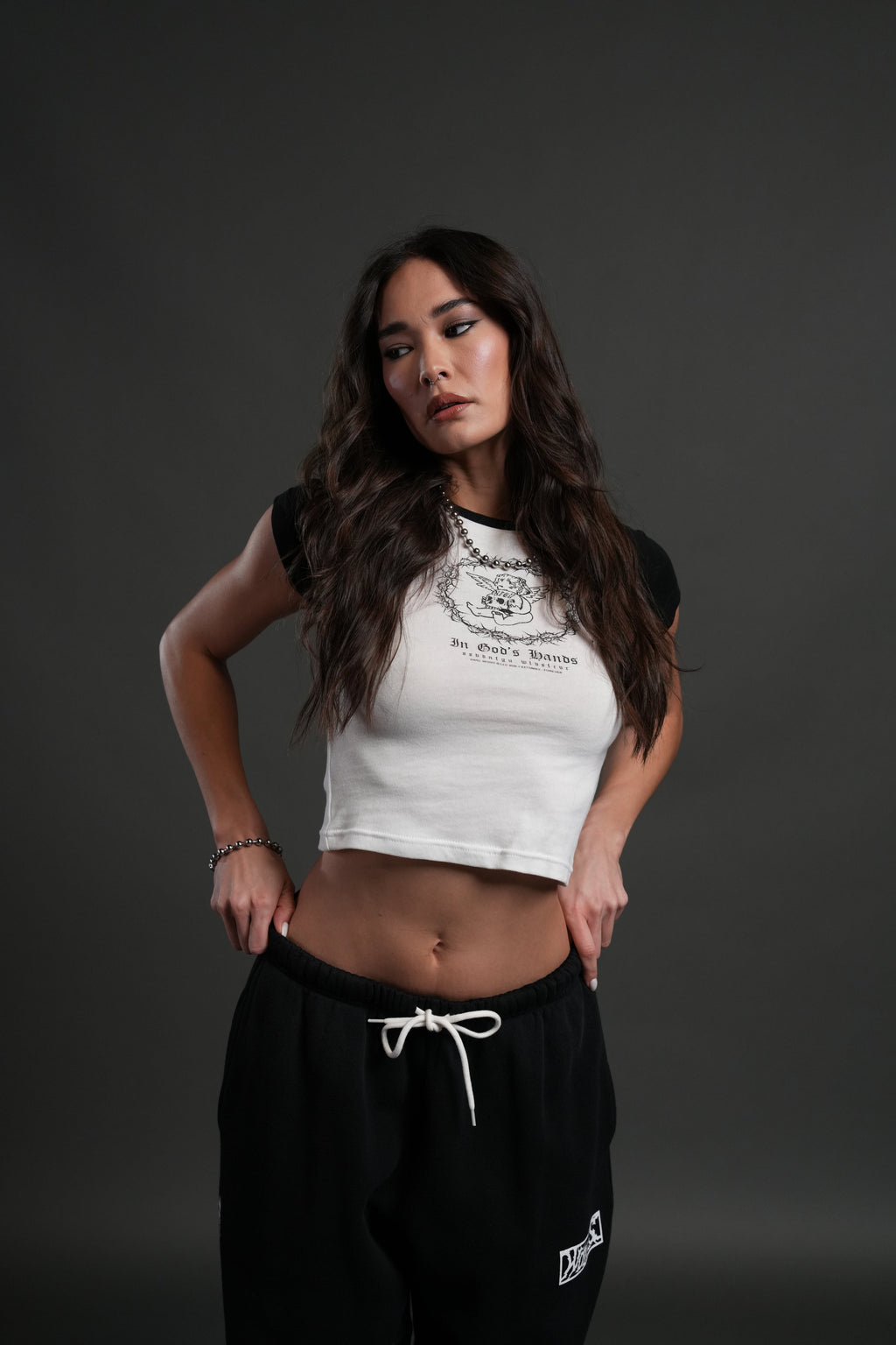Cherub's Oath Lina Raglan "Baby" Tee in White/Black — imagem 1