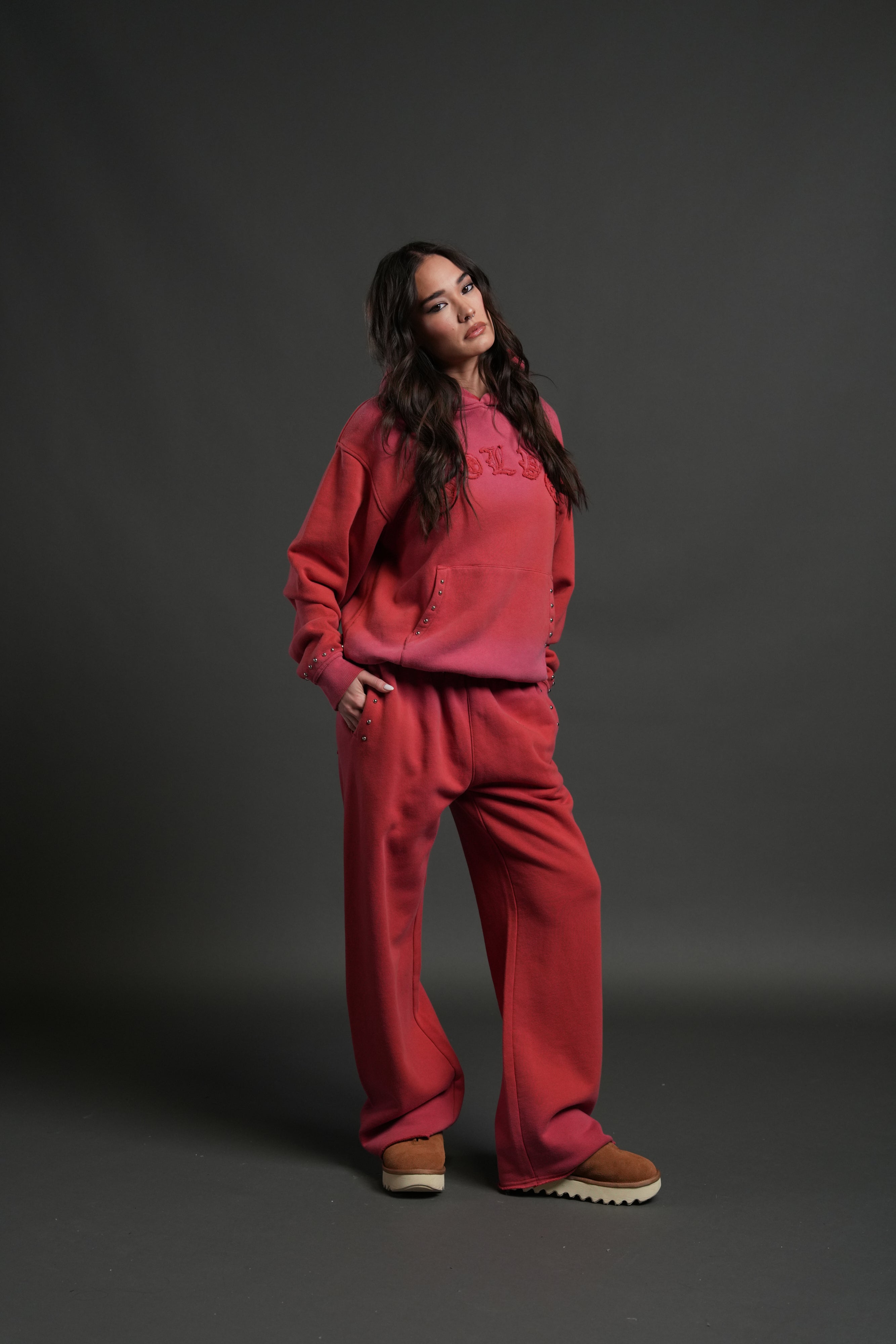 Studded Chopper Appliqué Pierce Hoodie in Roman Red Drift Wash — imagem 2