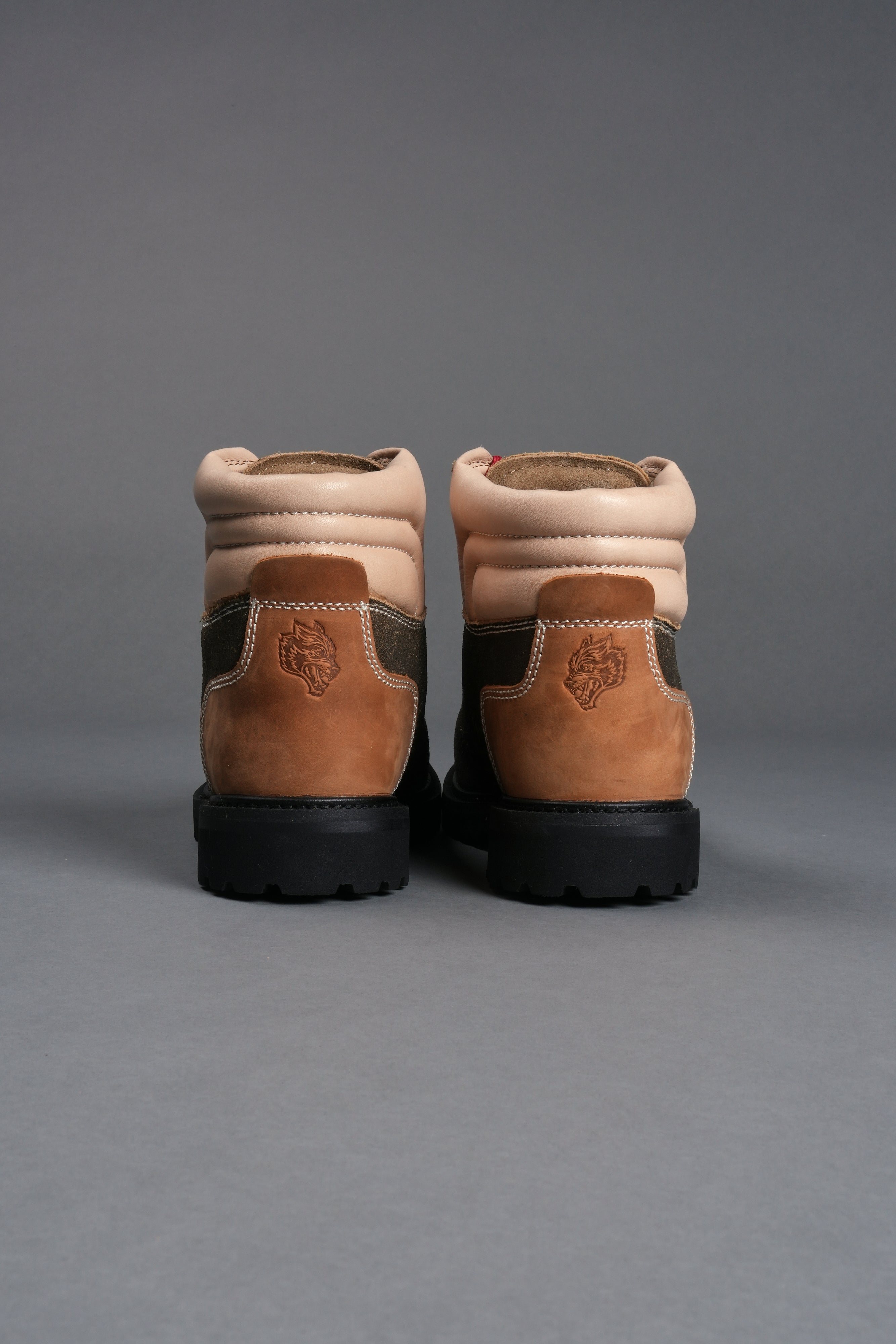 Von Wolf Boots in Brown/Tan — imagem 7