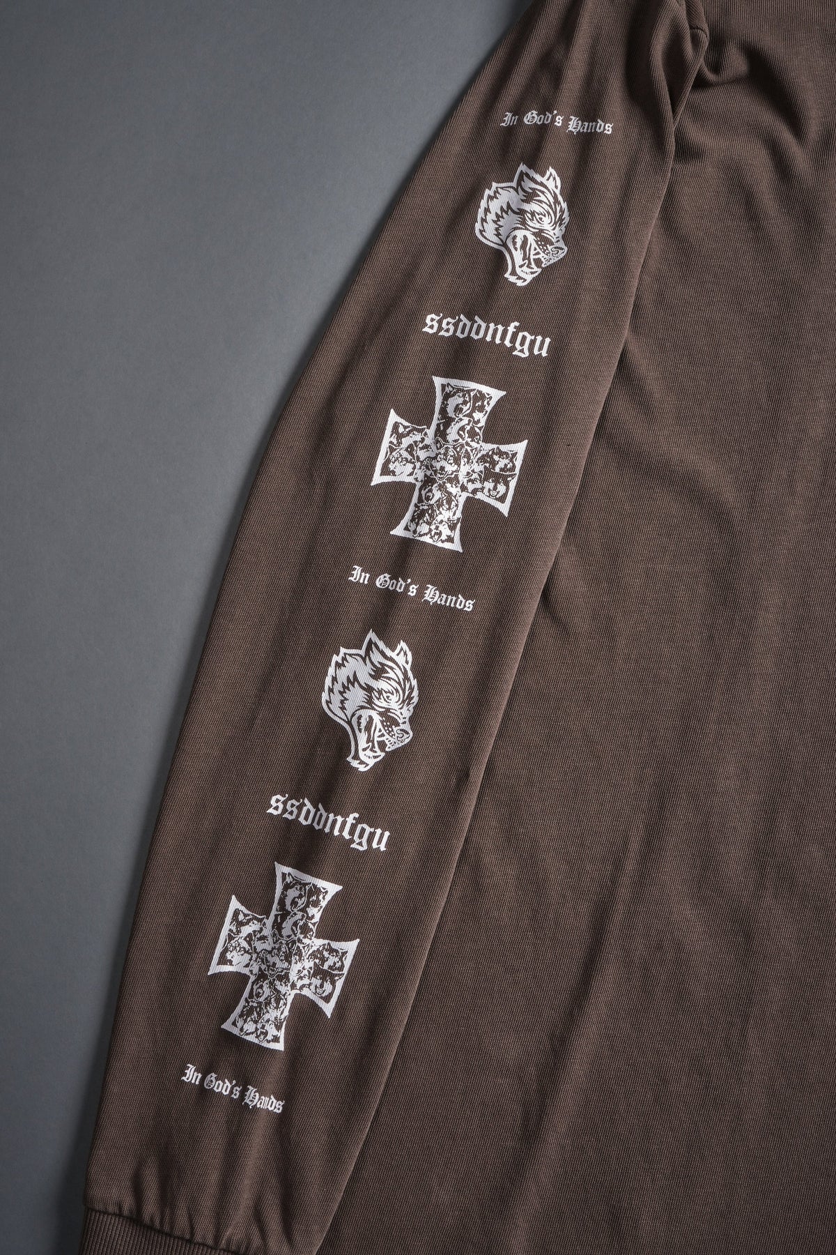 Iron Wolf Pack "Premium" L/S Tee in Mojave Brown - imagem 8