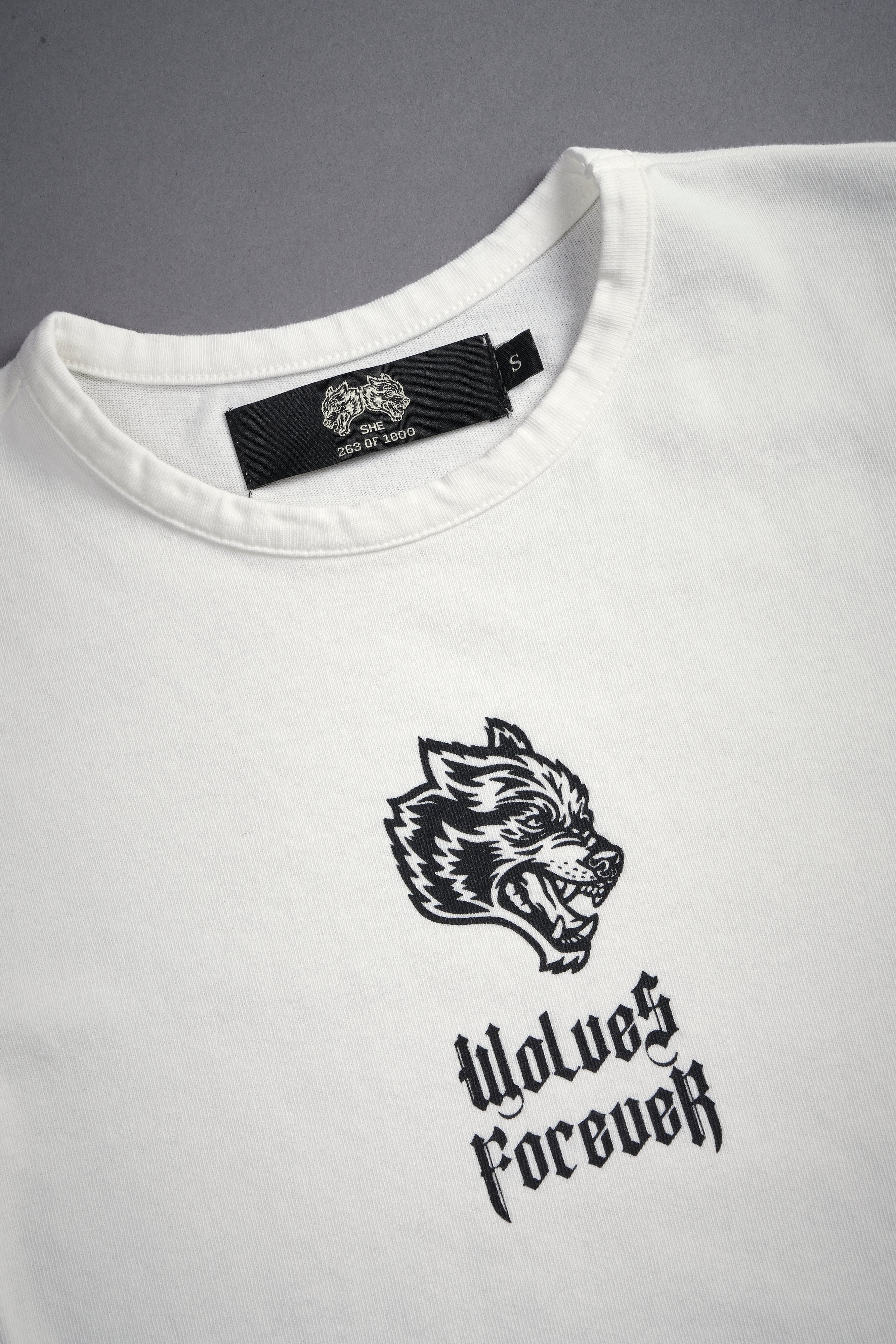 Wolves Are Forever "Baby" Tee in Cream — imagem 6