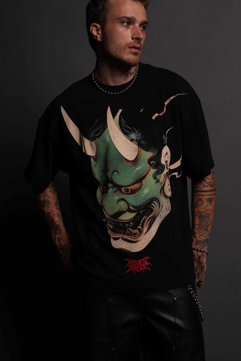 Oni Code "Premium" Tee in Black — imagem 4