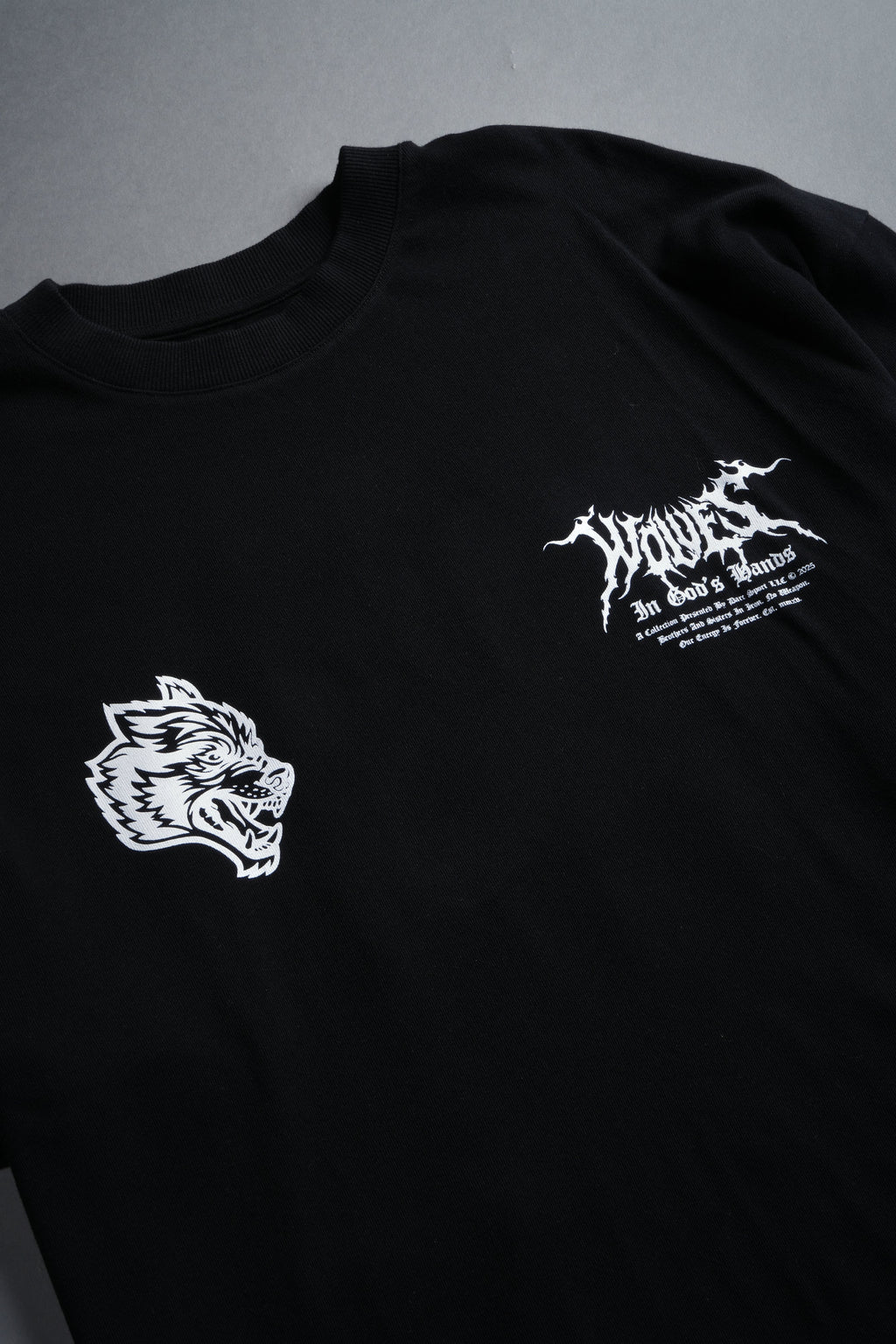Through The Clouds "Premium" Oversized Tee in Black — imagem 16
