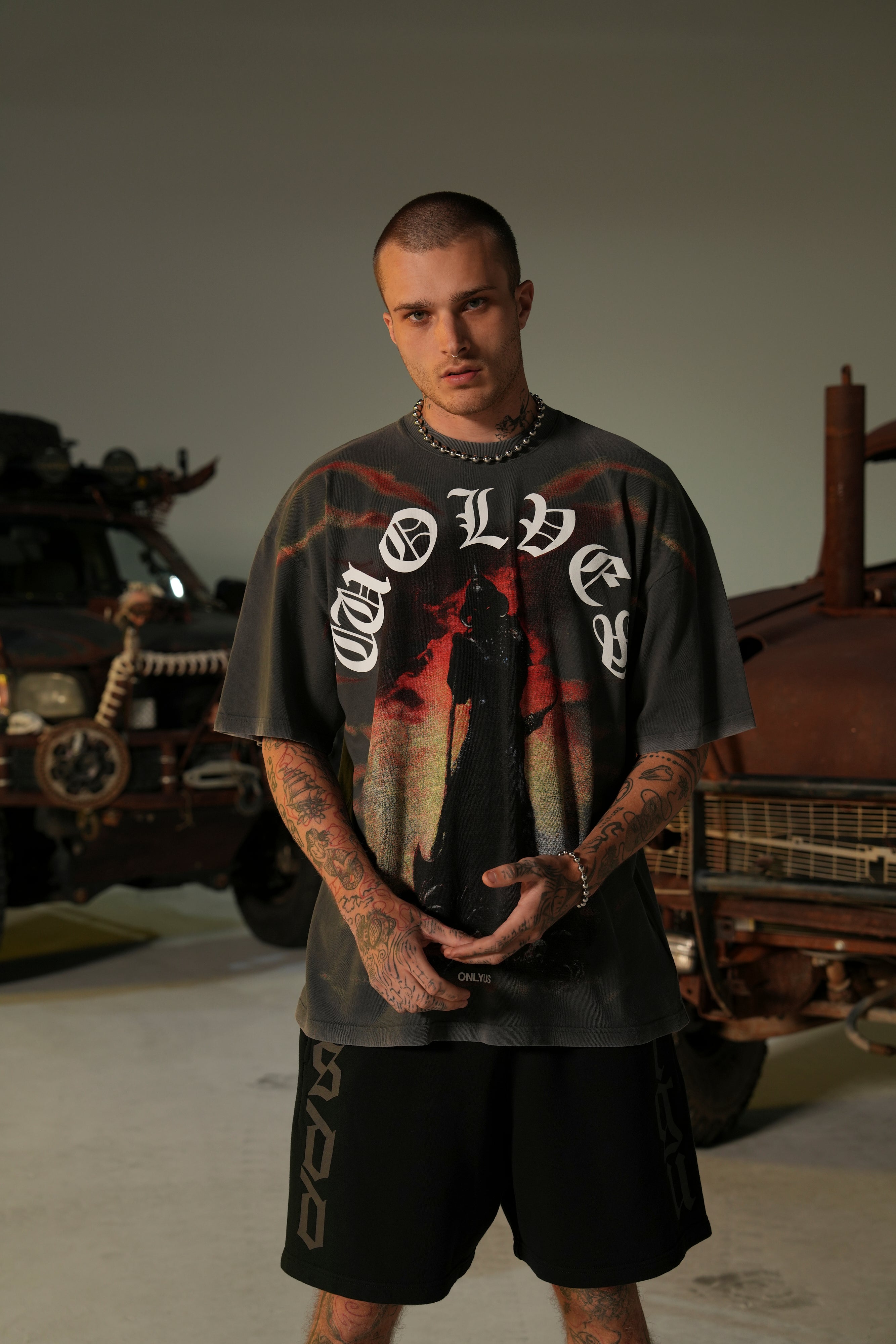 Conquer "Premium" Oversized Tee in Wolf Gray — imagem 2