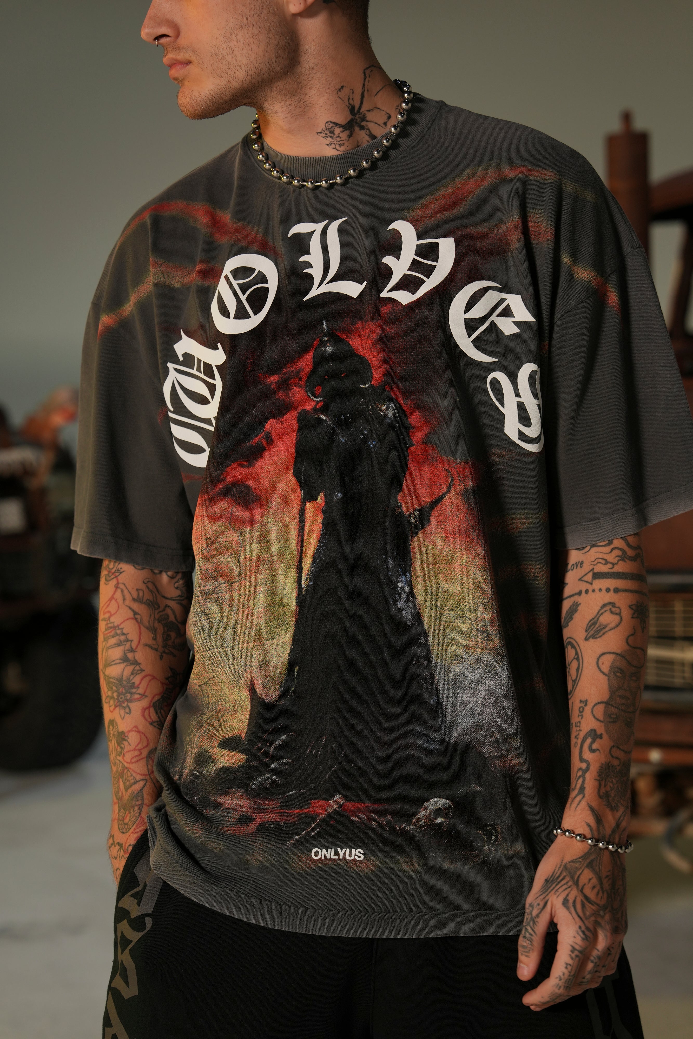 Conquer "Premium" Oversized Tee in Wolf Gray — imagem 5