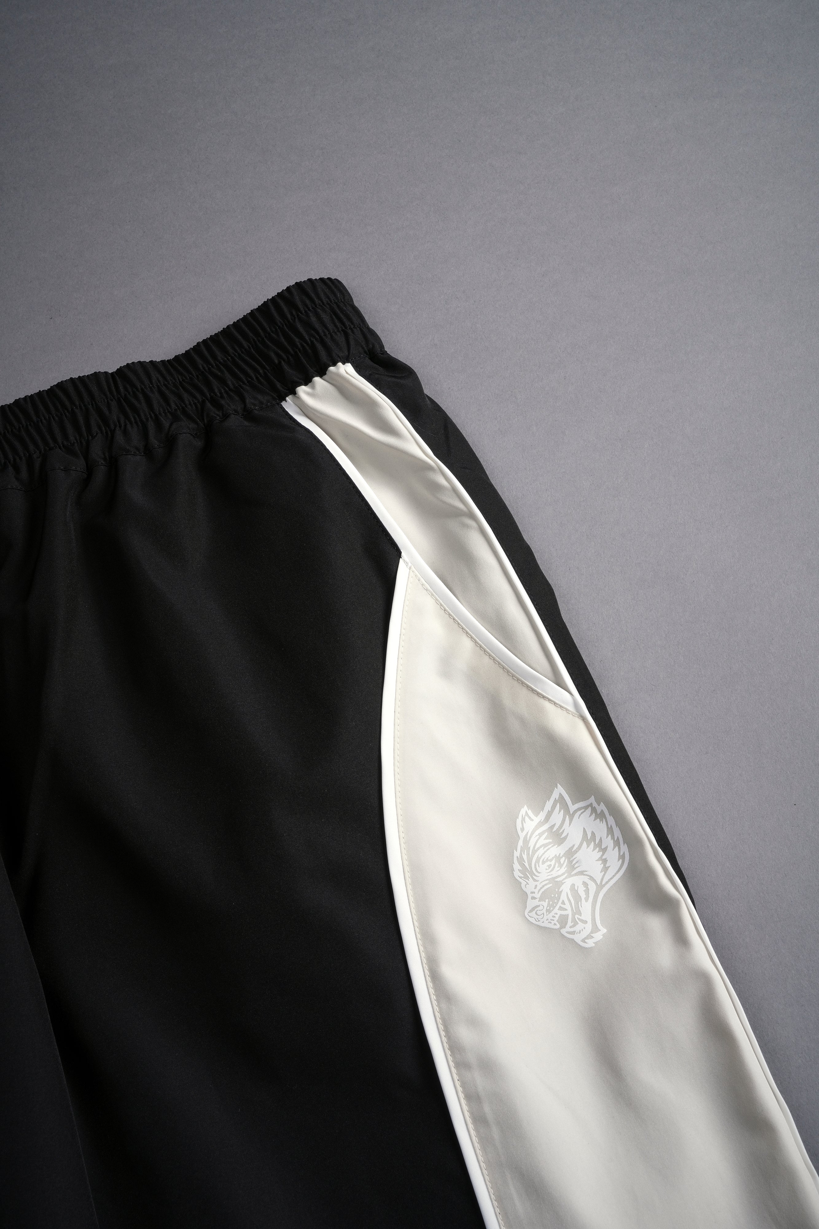 Dual Wolf Quinn Track Pants in Black/Sand — imagem 8