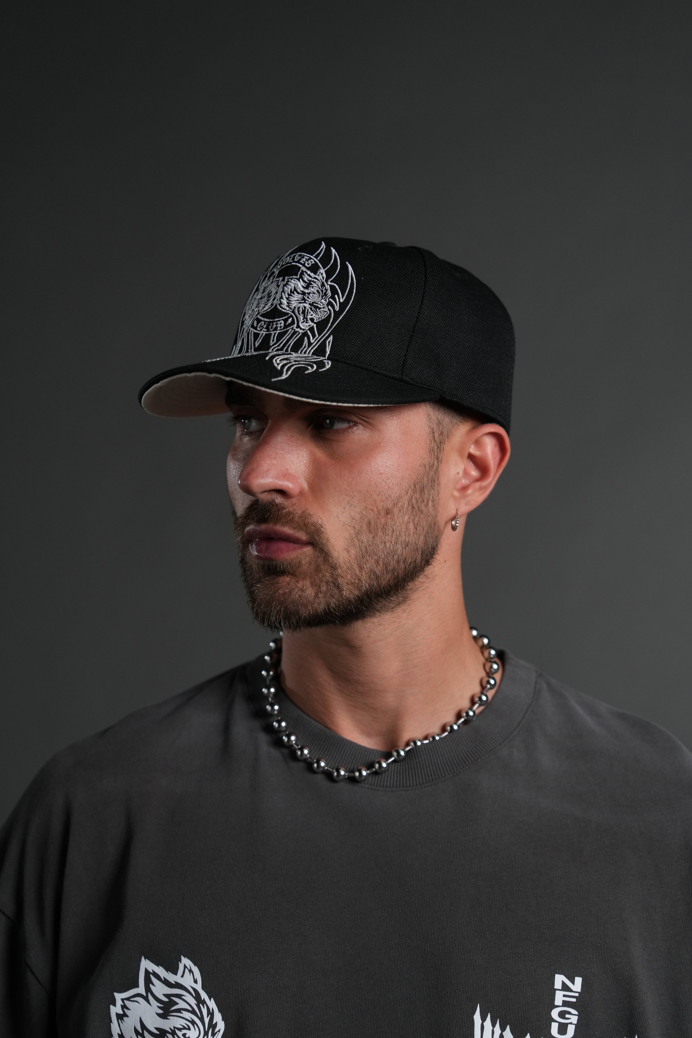 Finite Flame Fitted Cap in Black — imagem 5