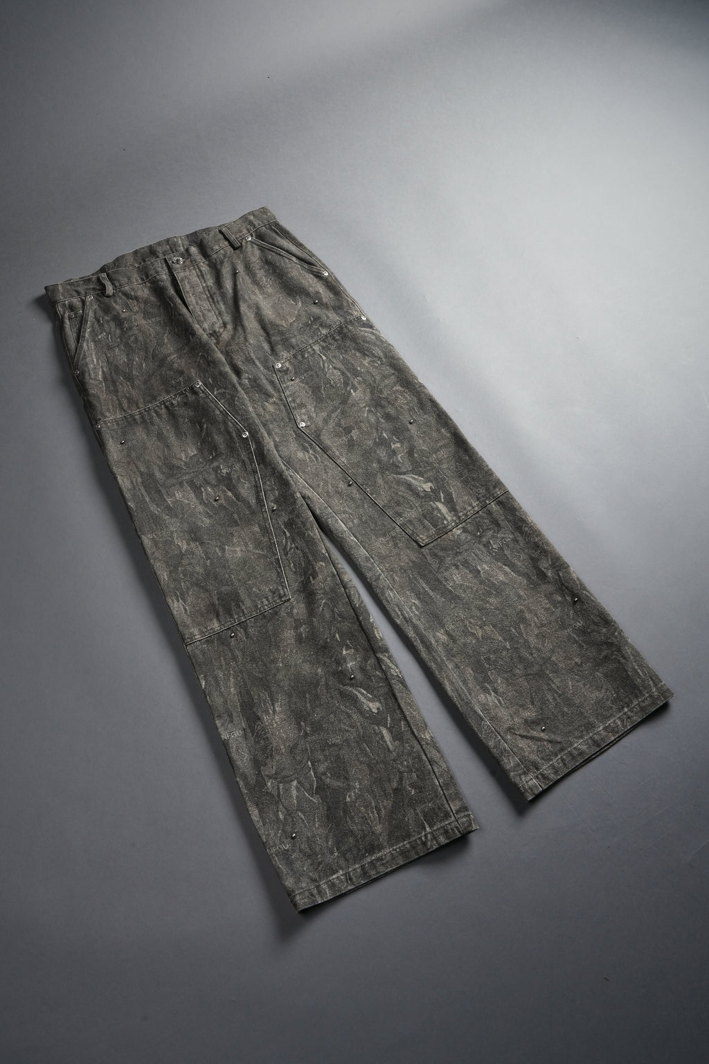 Studded Wolves Chopper Hoffa V2 Pants in Vintage Norse Camo — imagem 6