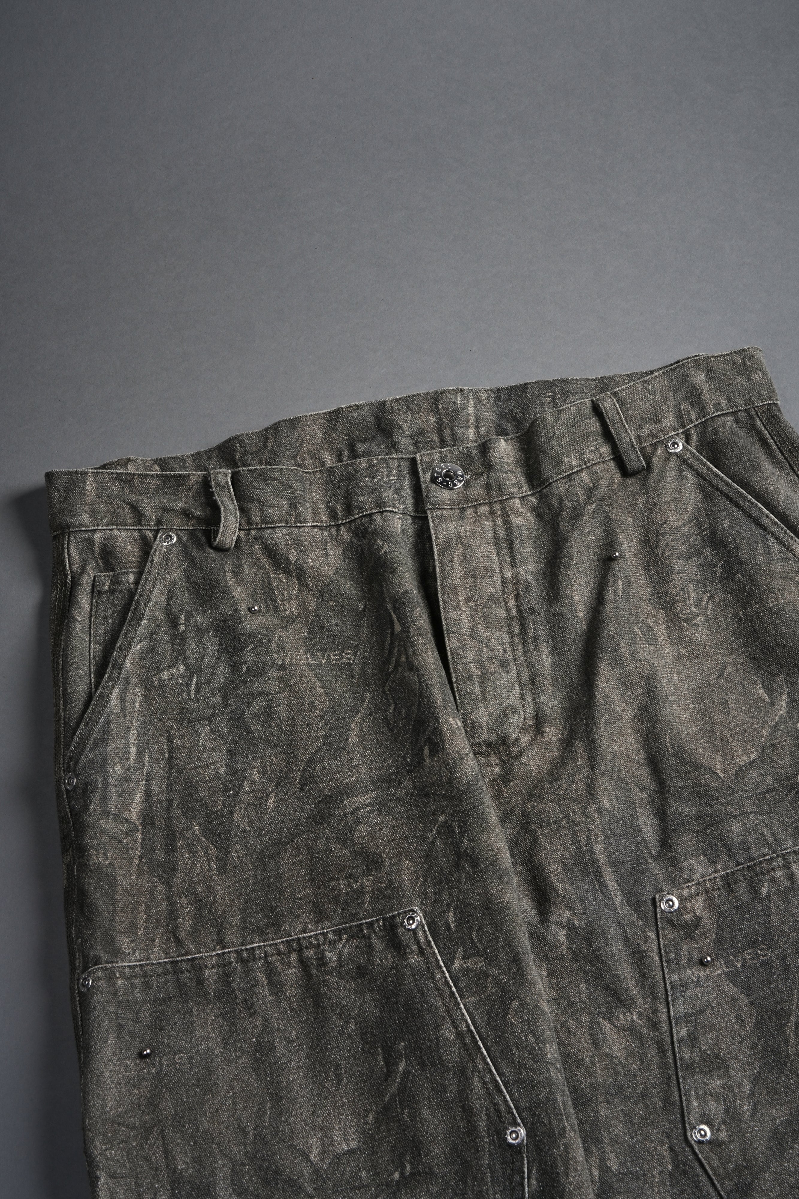Studded Wolves Chopper Hoffa V2 Pants in Vintage Norse Camo — imagem 7
