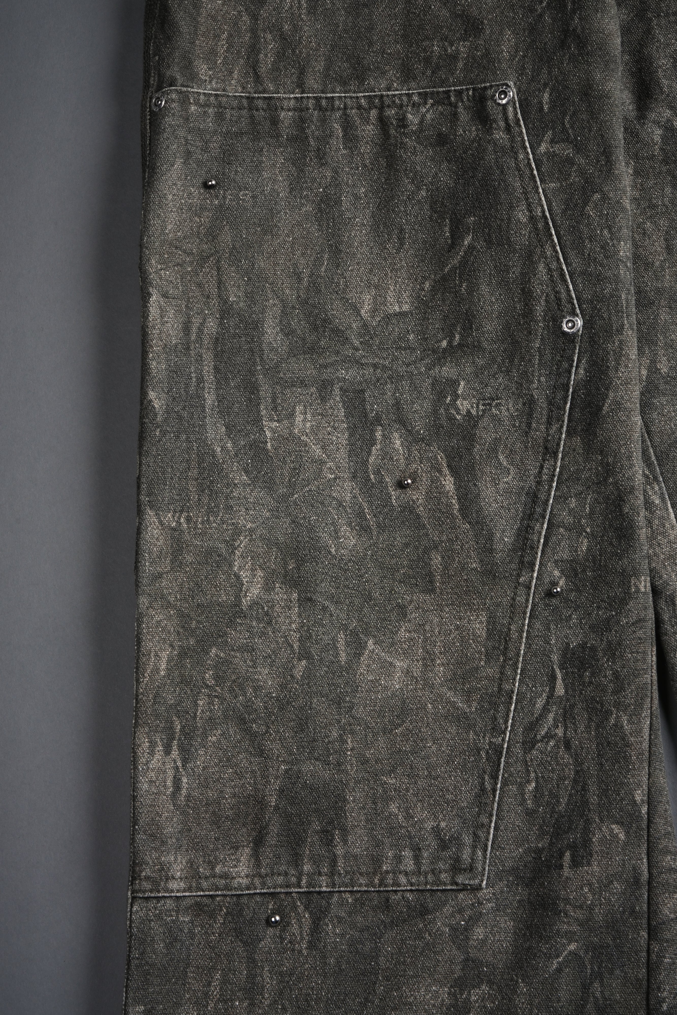 Studded Wolves Chopper Hoffa V2 Pants in Vintage Norse Camo — imagem 9