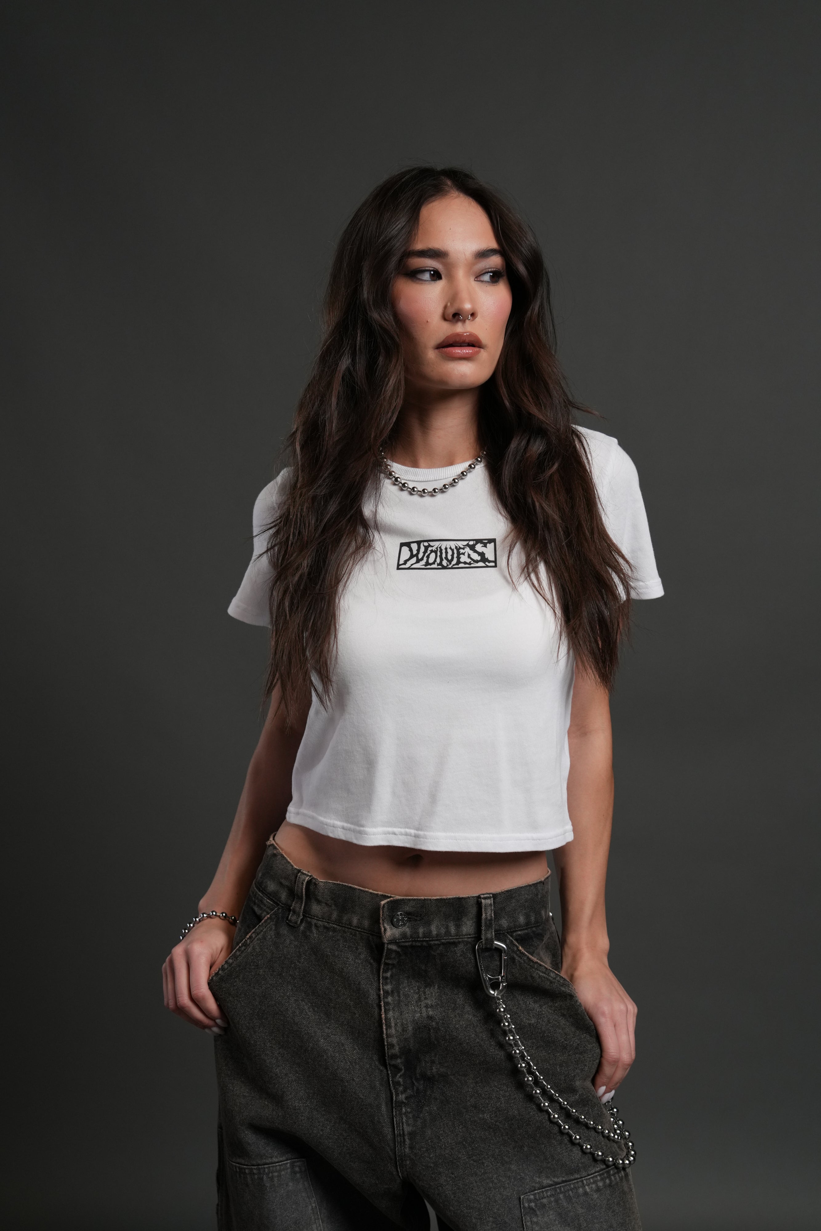 Midnight Wolves "Timeless" Tee in White — imagem 1