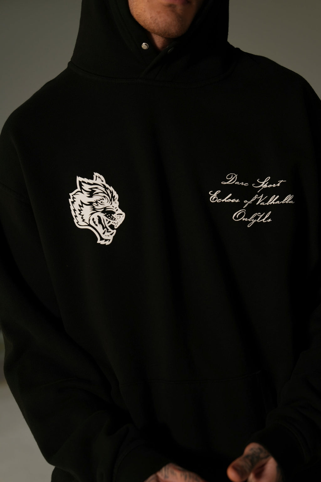 God Of Thunder "Pierce" Hoodie in Black — imagem 5