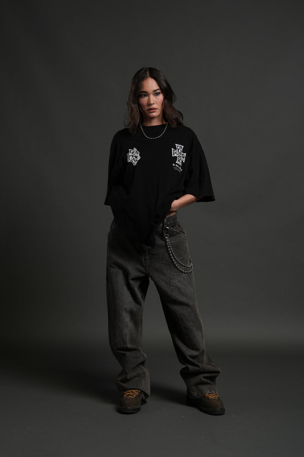 Iron Wolf Pack "Premium" Oversized Tee in Black - imagem 11