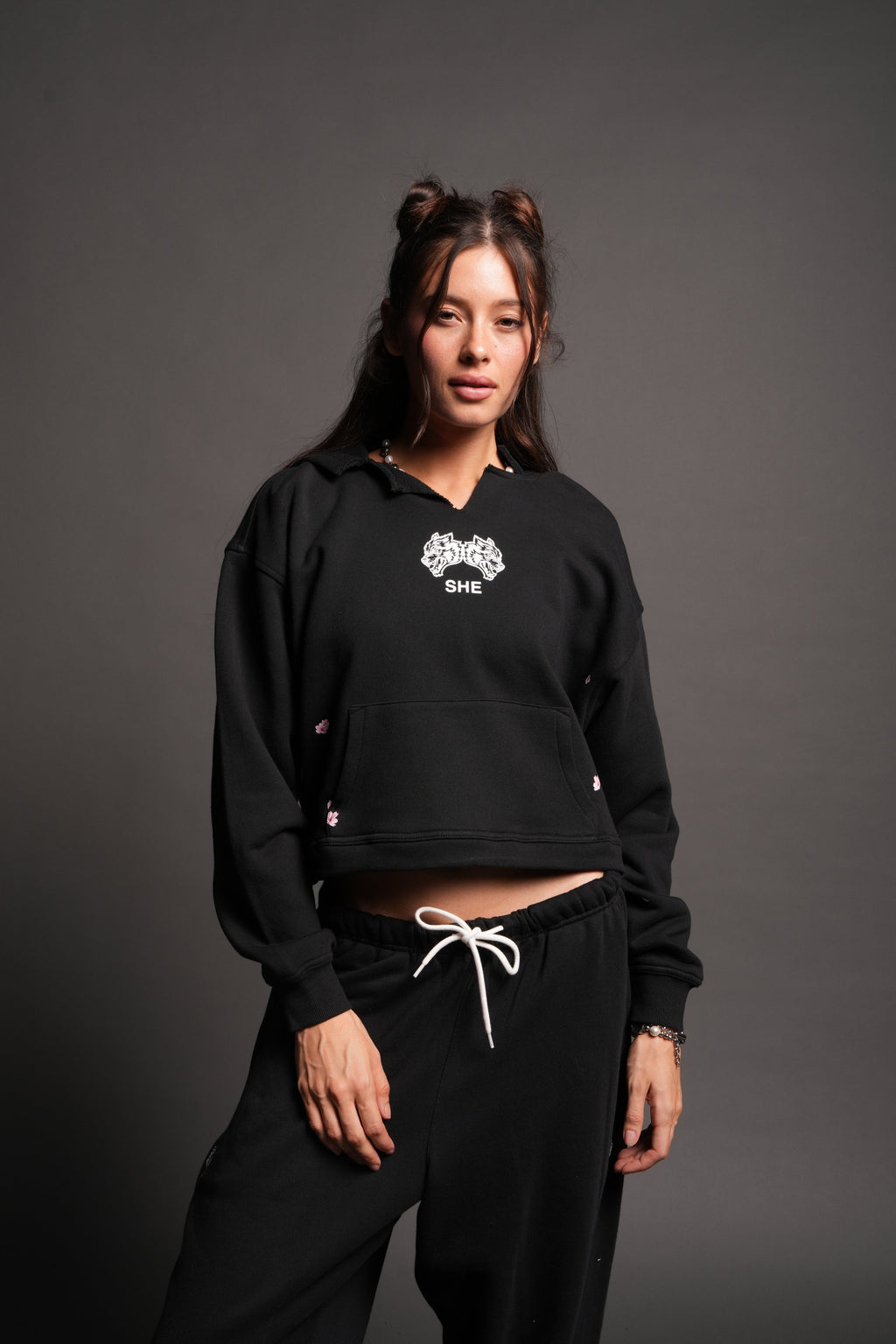Sakura Hesh Dempsey Cropped Hoodie In Black