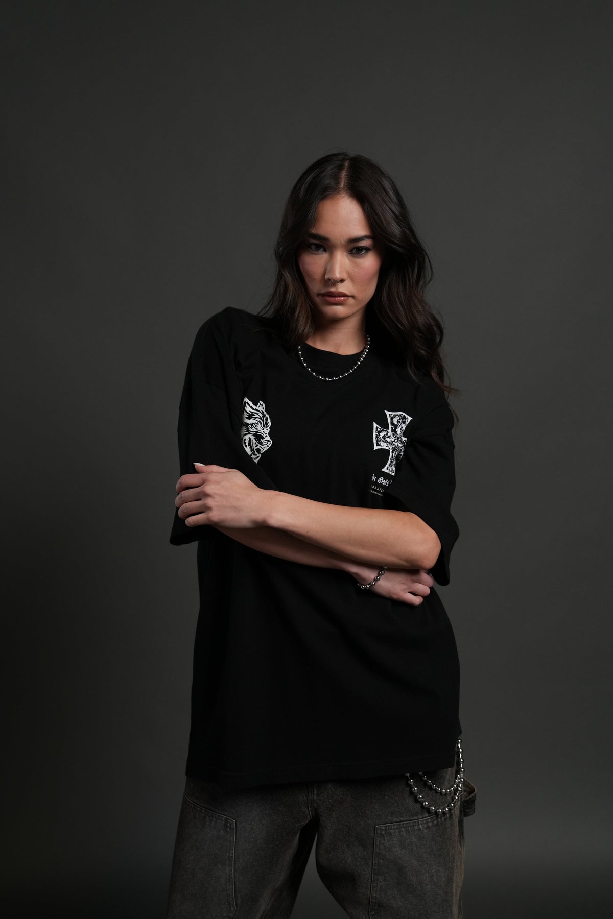 Iron Wolf Pack "Premium" Oversized Tee in Black - imagem 9