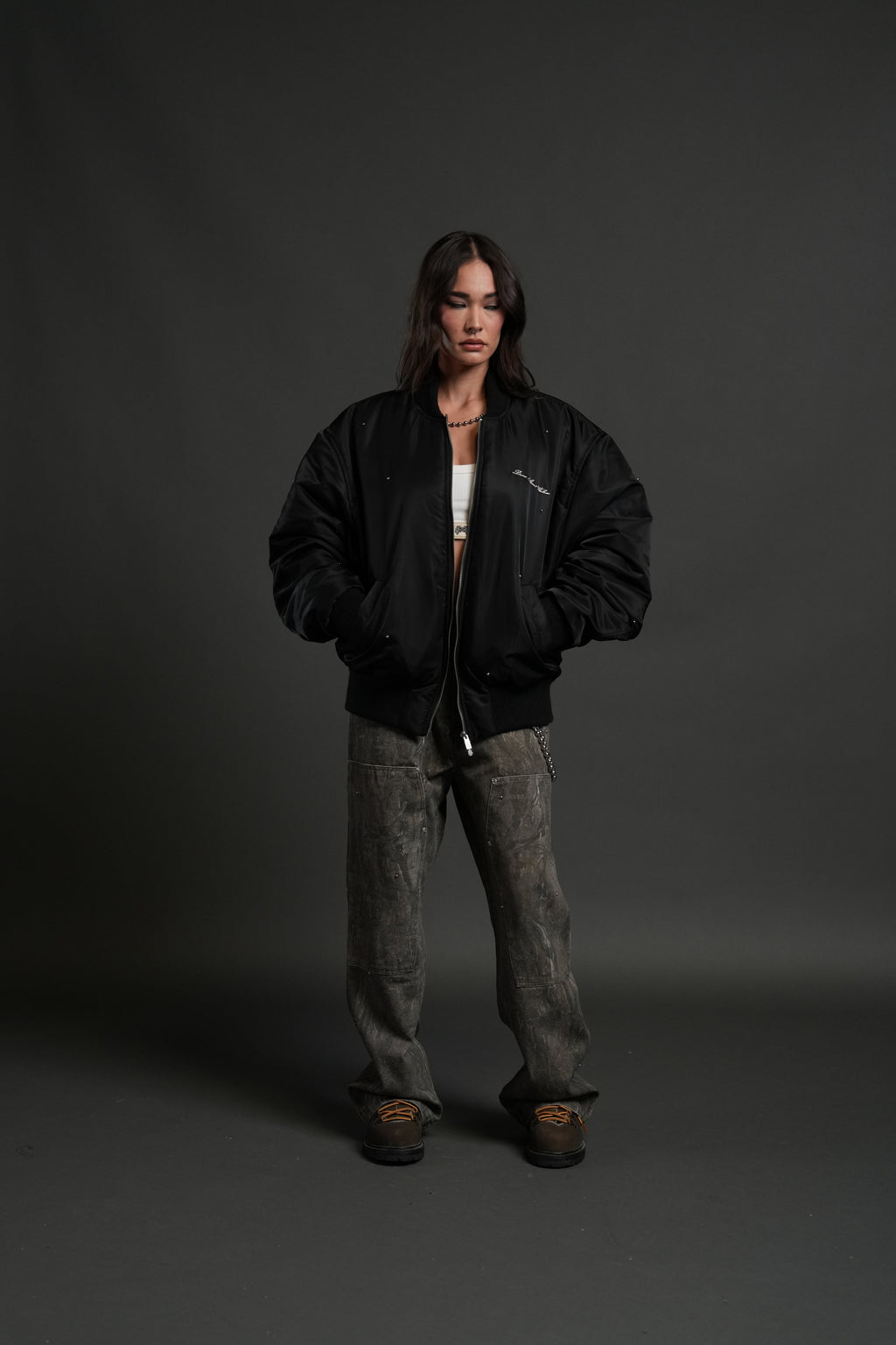 Studded Darc Sport Wolves Remy Bomber Jacket in Black - imagem 4