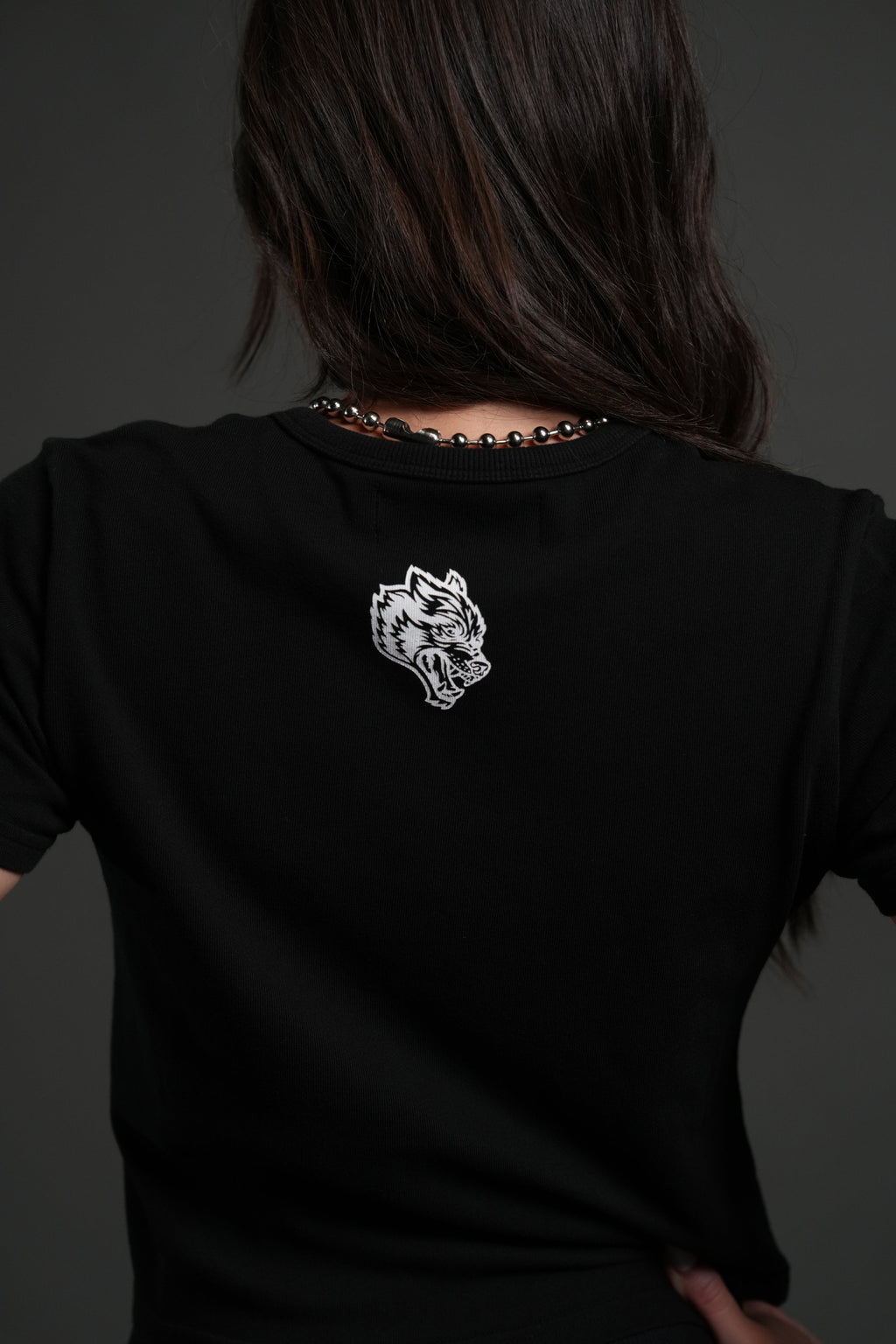 Midnight Wolves "Timeless" Tee in Black — imagem 6