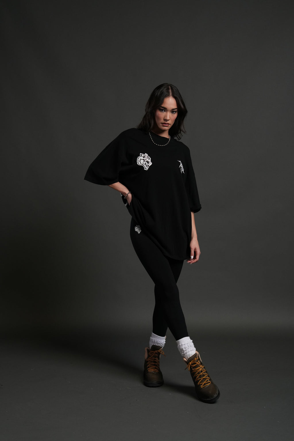Through The Clouds "Premium" Oversized Tee in Black — imagem 11