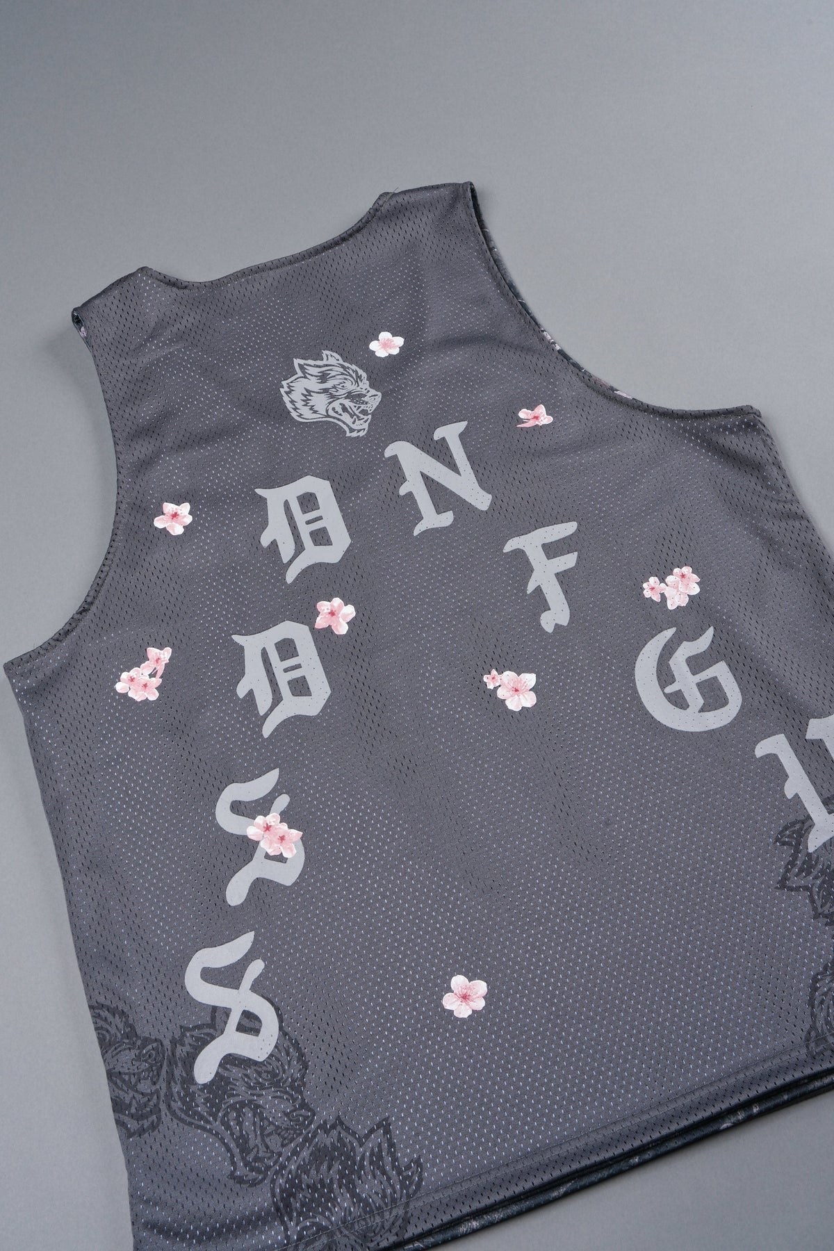Shadow Blossom Reversible Bball Jersey In Slate Gray / All Of Us Camo - imagem 21