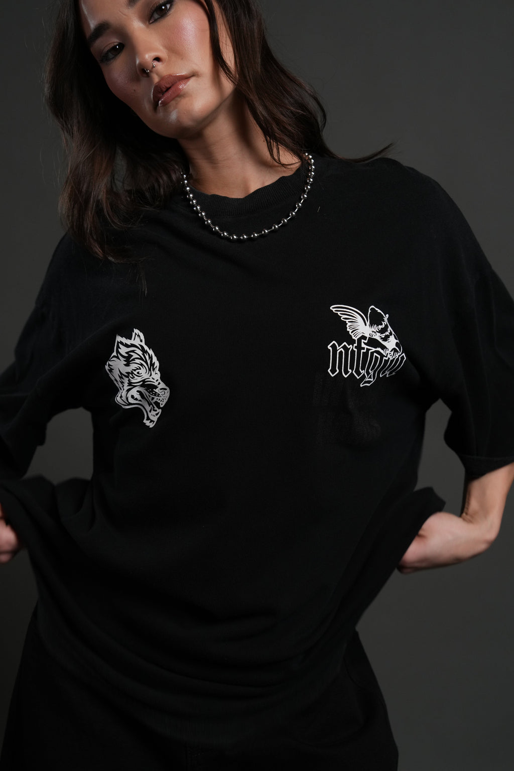 Deliver Us From Evil "Premium" Oversized Tee in Black — imagem 13
