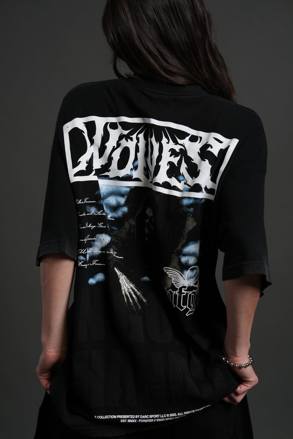 Deliver Us From Evil "Premium" Oversized Tee in Black — imagem 14
