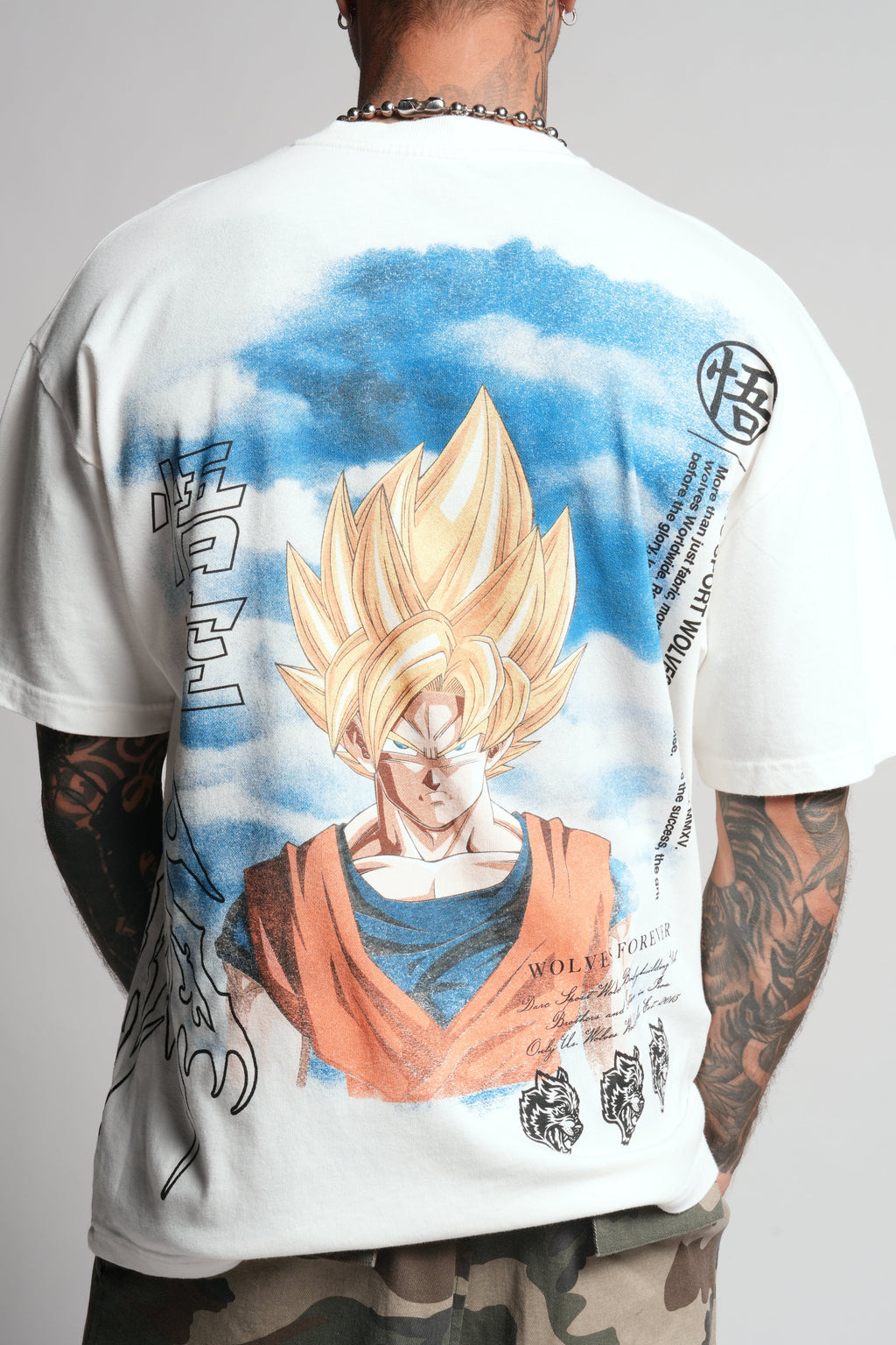 Goku "Premium" Oversized Tee in Cream — imagem 11