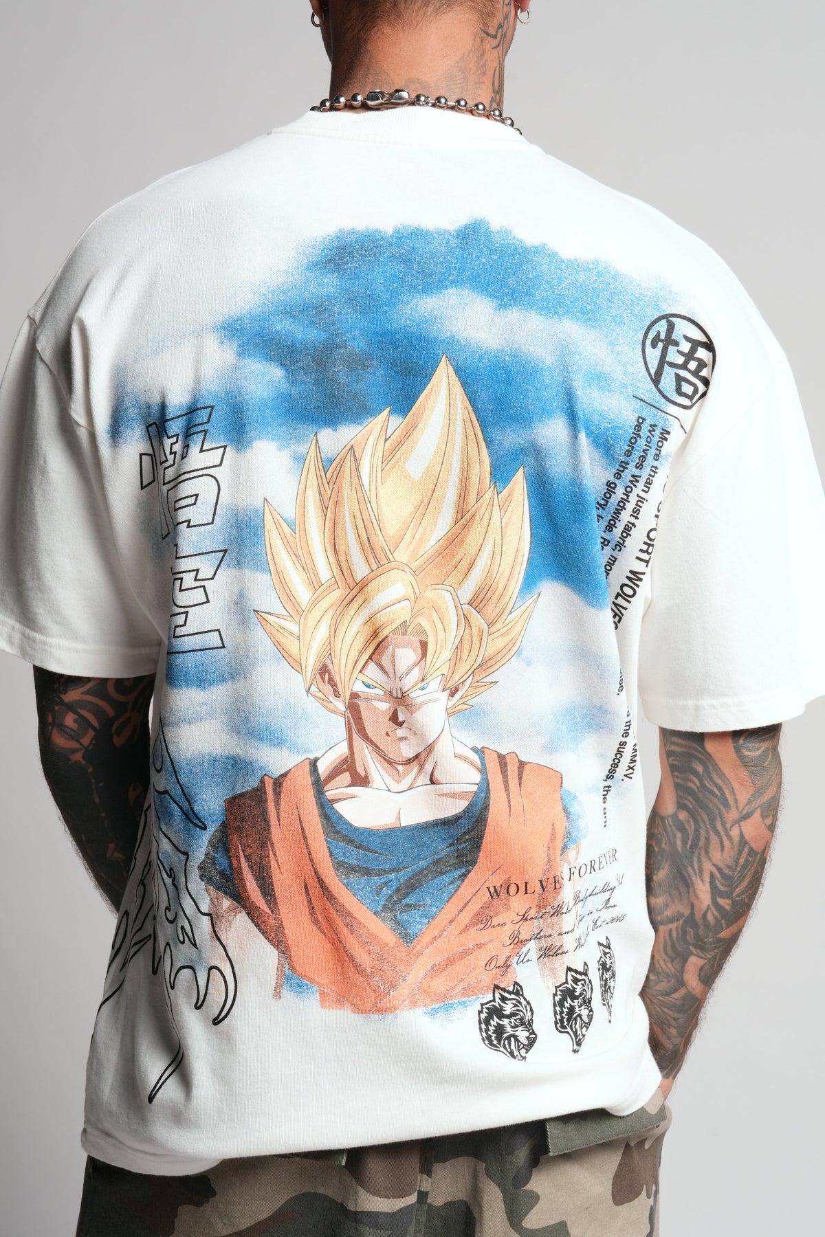 Goku "Premium" Oversized Tee in Cream — imagem 11