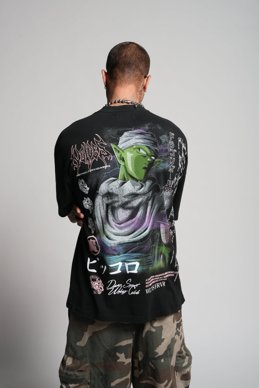 Piccolo "Premium" Oversized Unisex Tee in Black — imagem 4