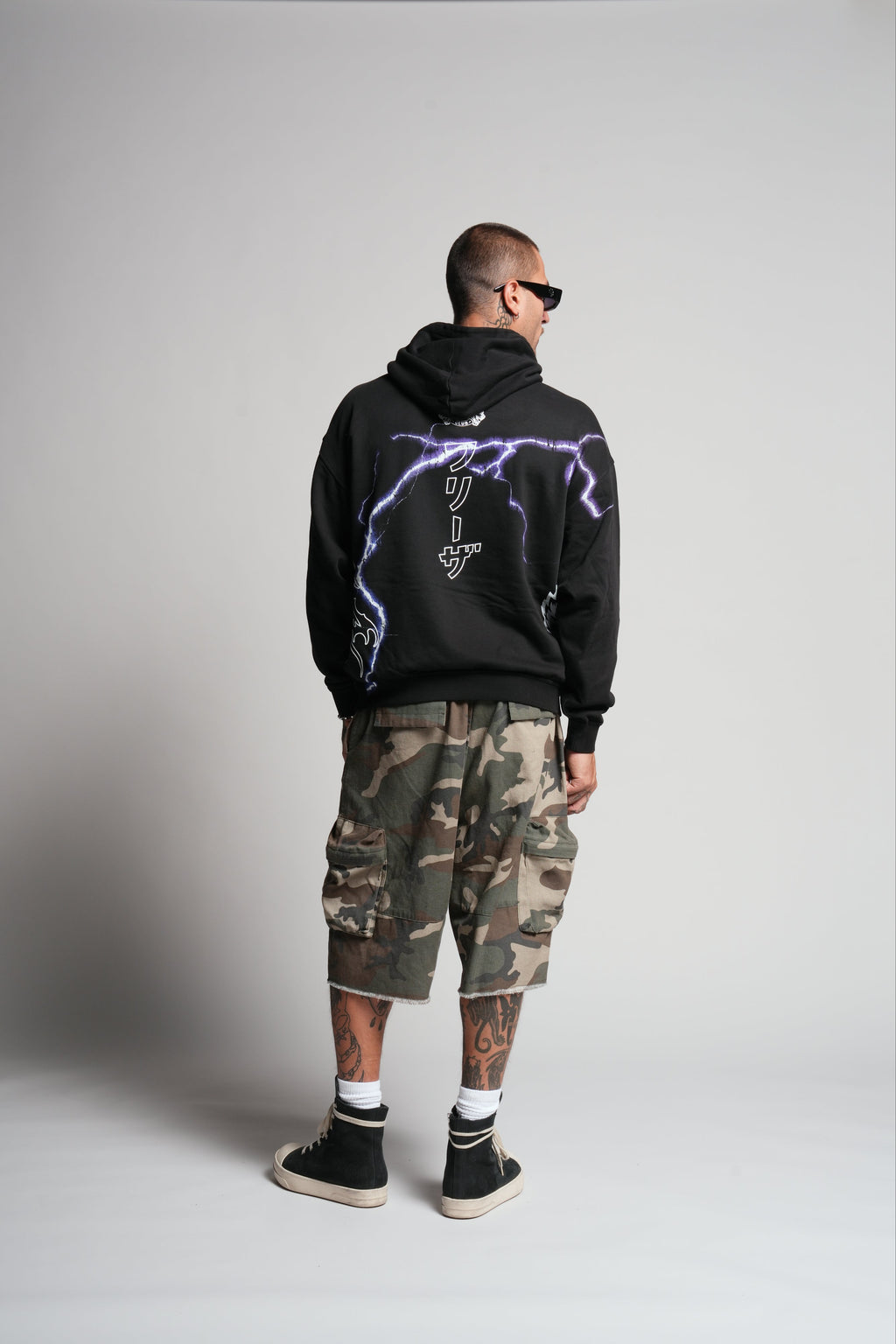 Frieza Energy "Pierce" Hoodie in Black — imagem 6