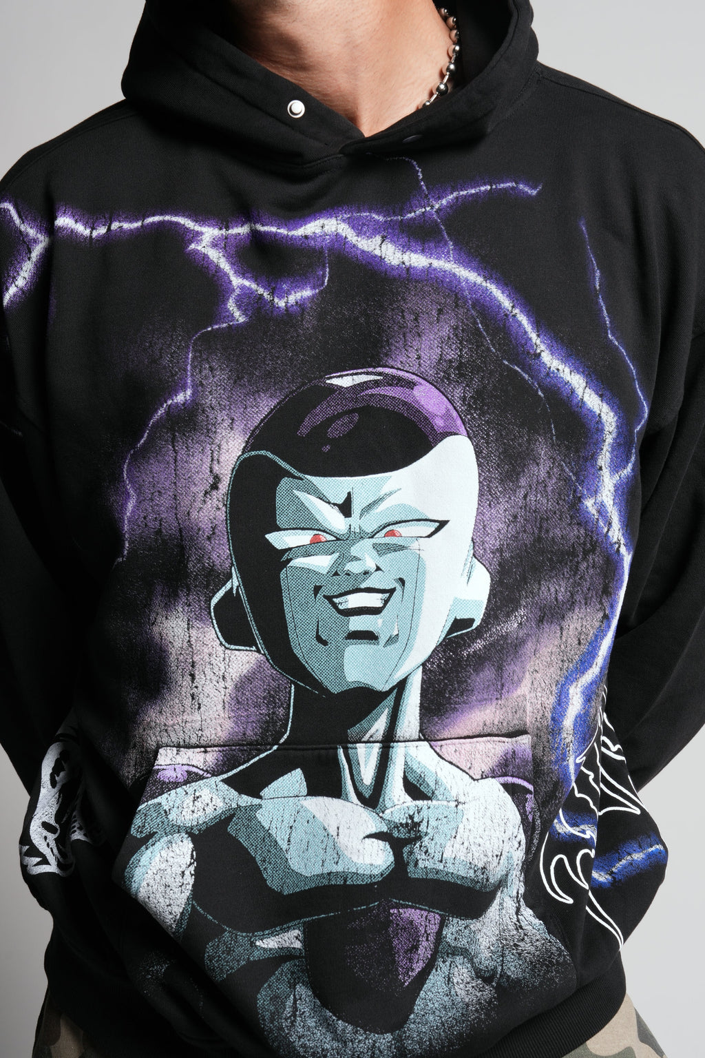 Frieza Energy "Pierce" Hoodie in Black — imagem 12