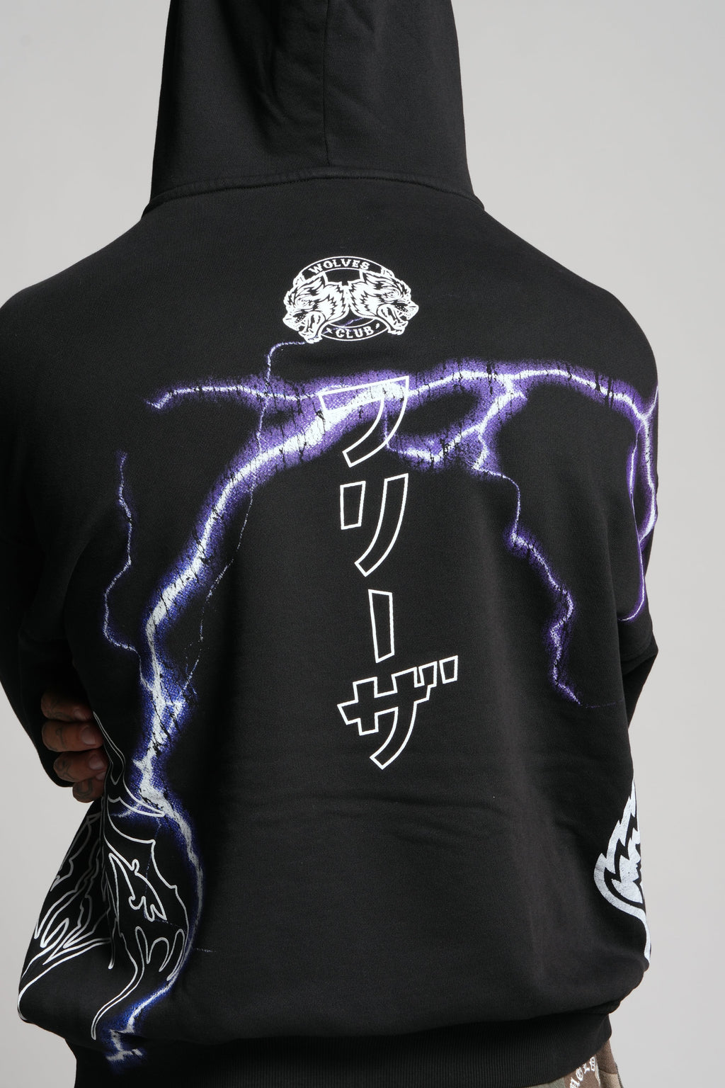 Frieza Energy "Pierce" Hoodie in Black — imagem 13