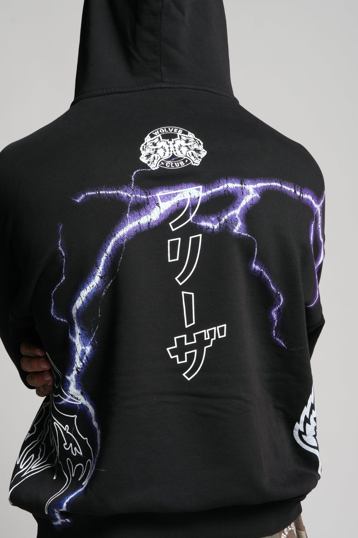 Frieza Energy "Pierce" Hoodie in Black — imagem 13