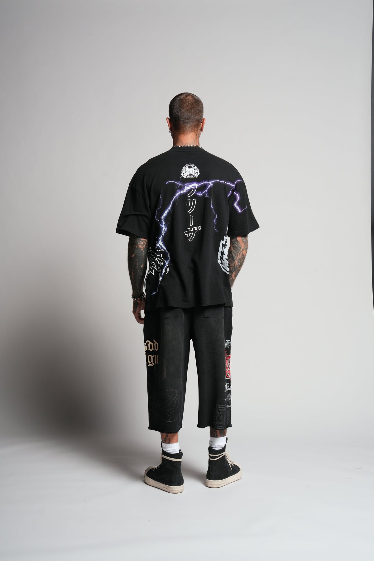 Frieza Energy "Premium" Oversized Tee in Black — imagem 6