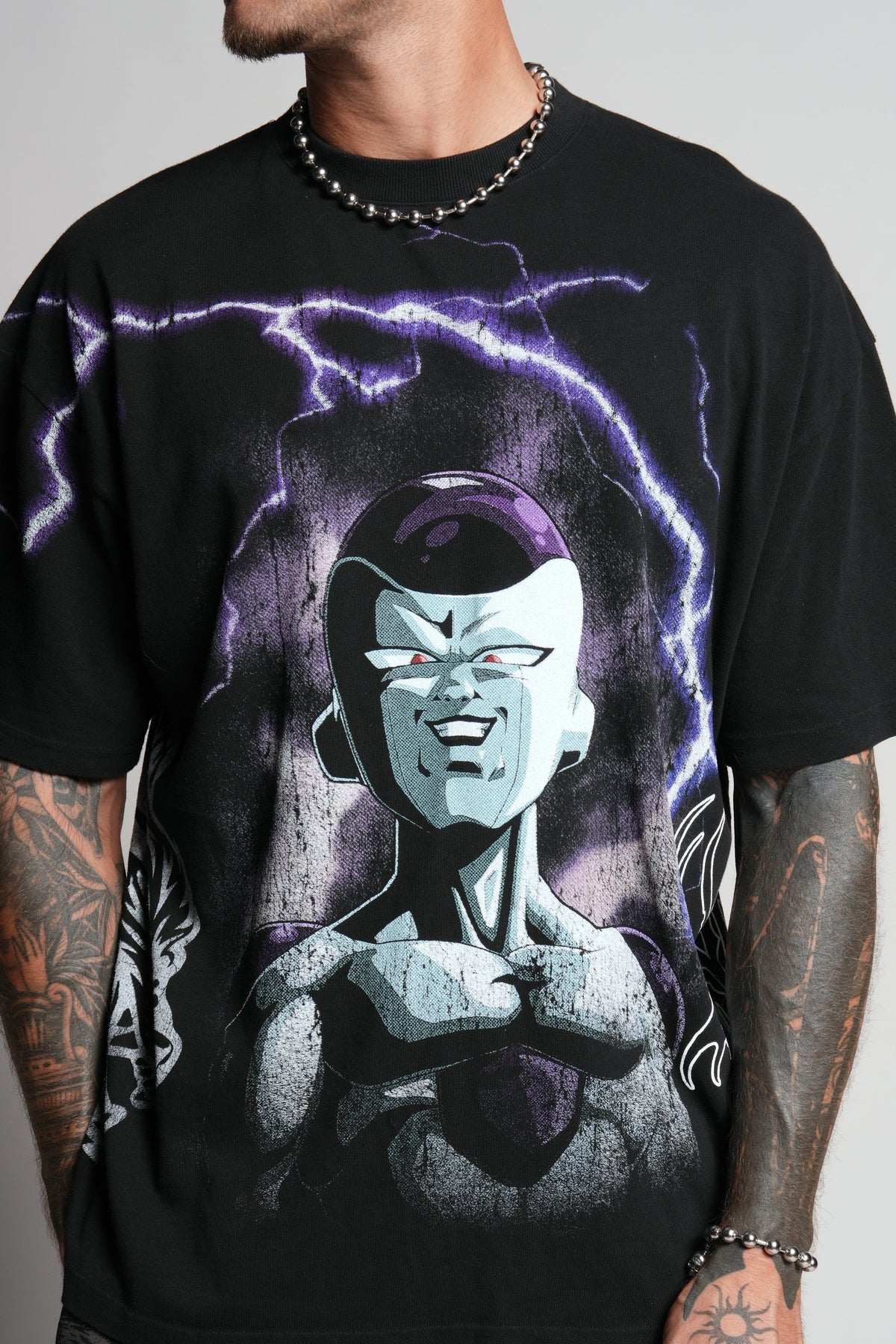 Frieza Energy "Premium" Oversized Tee in Black — imagem 10