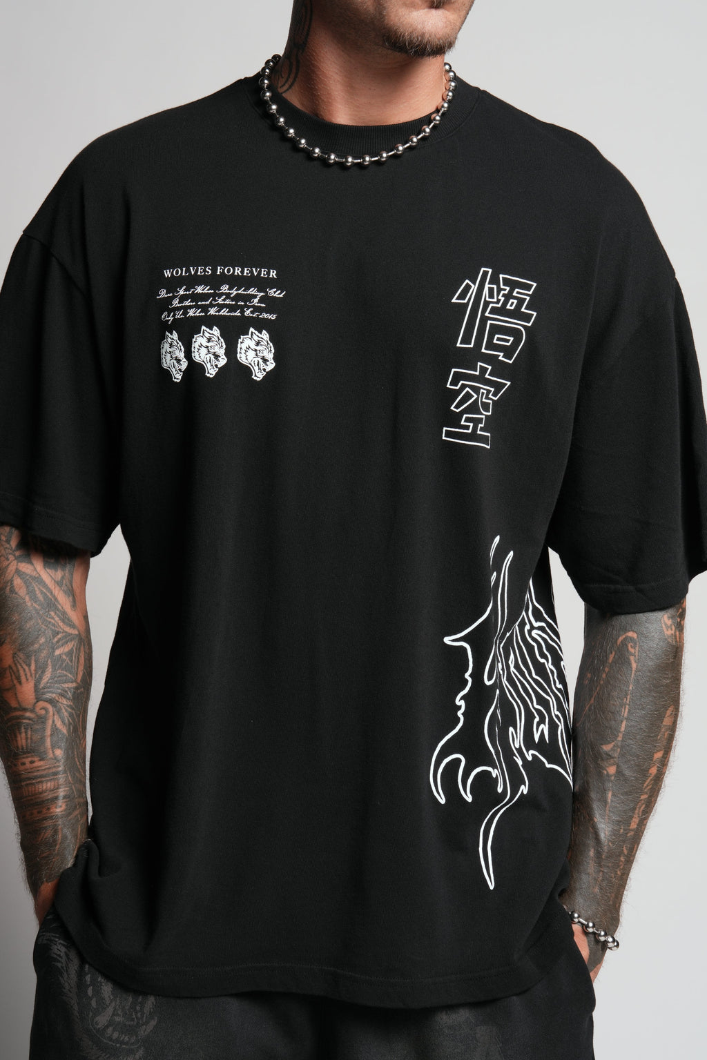 Goku "Premium" Oversized Tee in Black — imagem 10