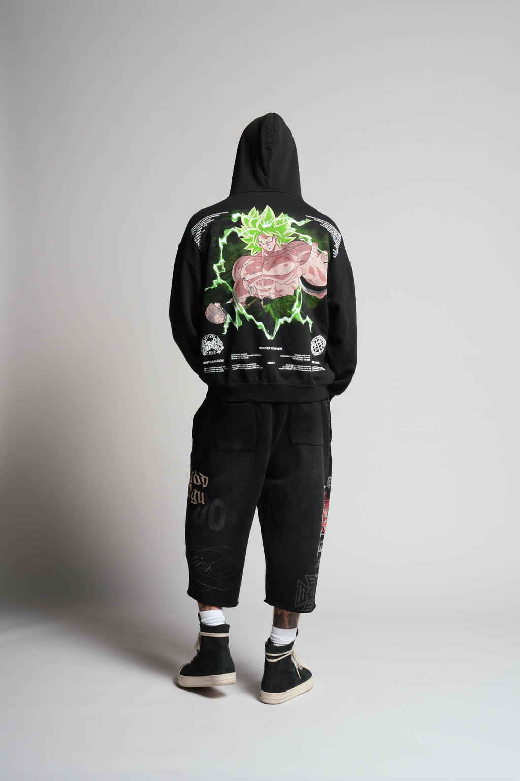 Absolute Form "Pierce" Hoodie in Black — imagem 8