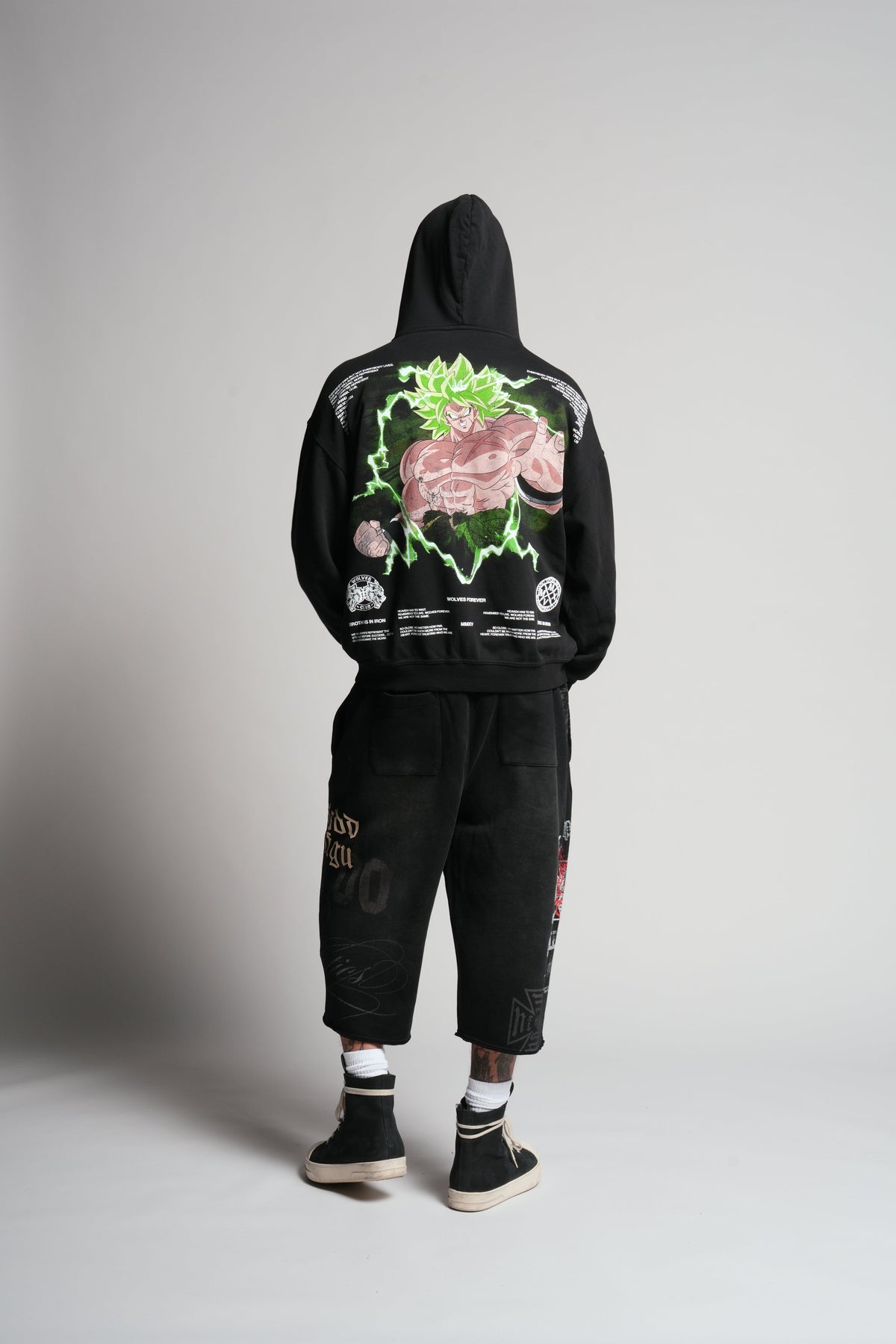 Absolute Form "Pierce" Hoodie in Black — imagem 8