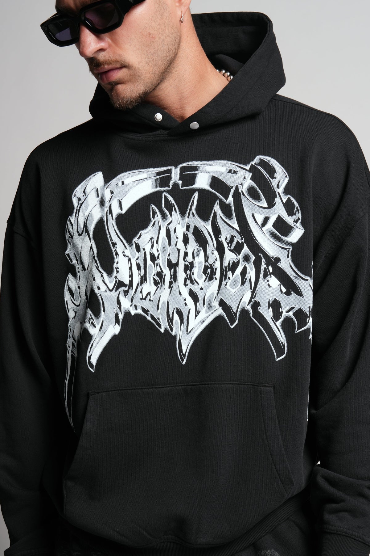 Absolute Form "Pierce" Hoodie in Black — imagem 12
